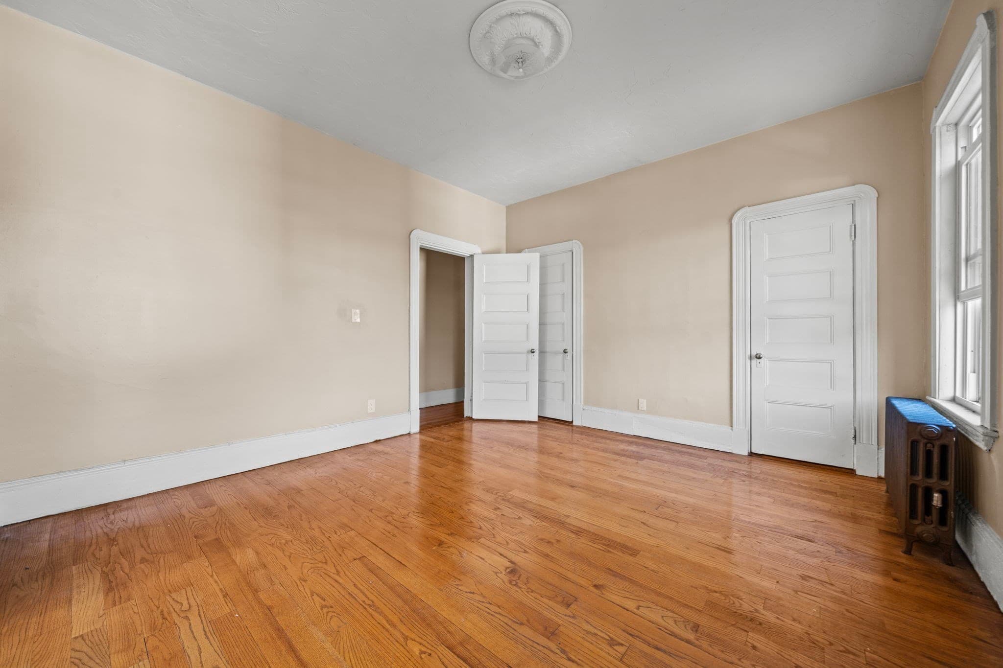 3 Family - 3 Units Up/Down at 33 Hollander St, Boston MA 02121, Boston, photo 6 of 37