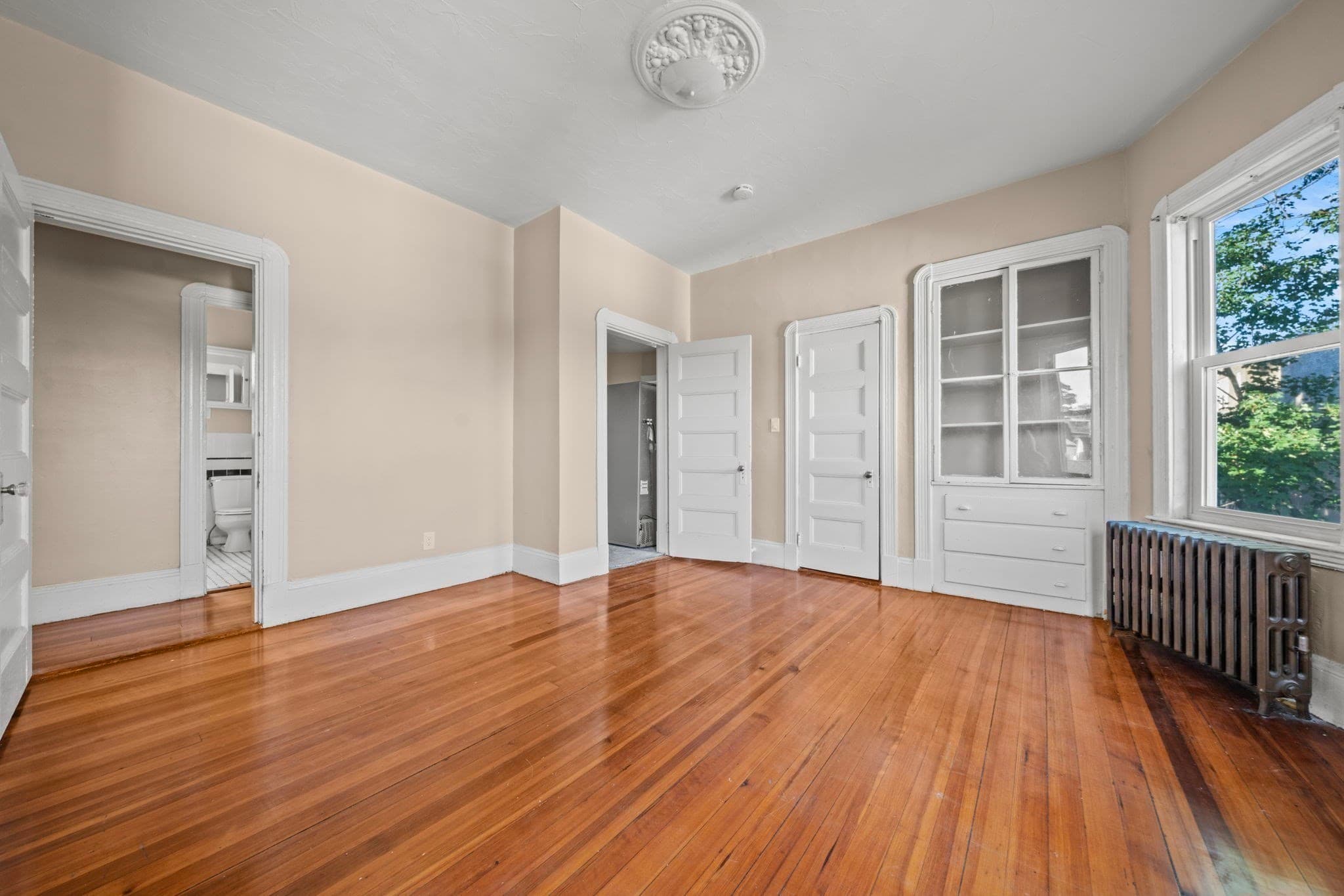 3 Family - 3 Units Up/Down at 33 Hollander St, Boston MA 02121, Boston, photo 12 of 37
