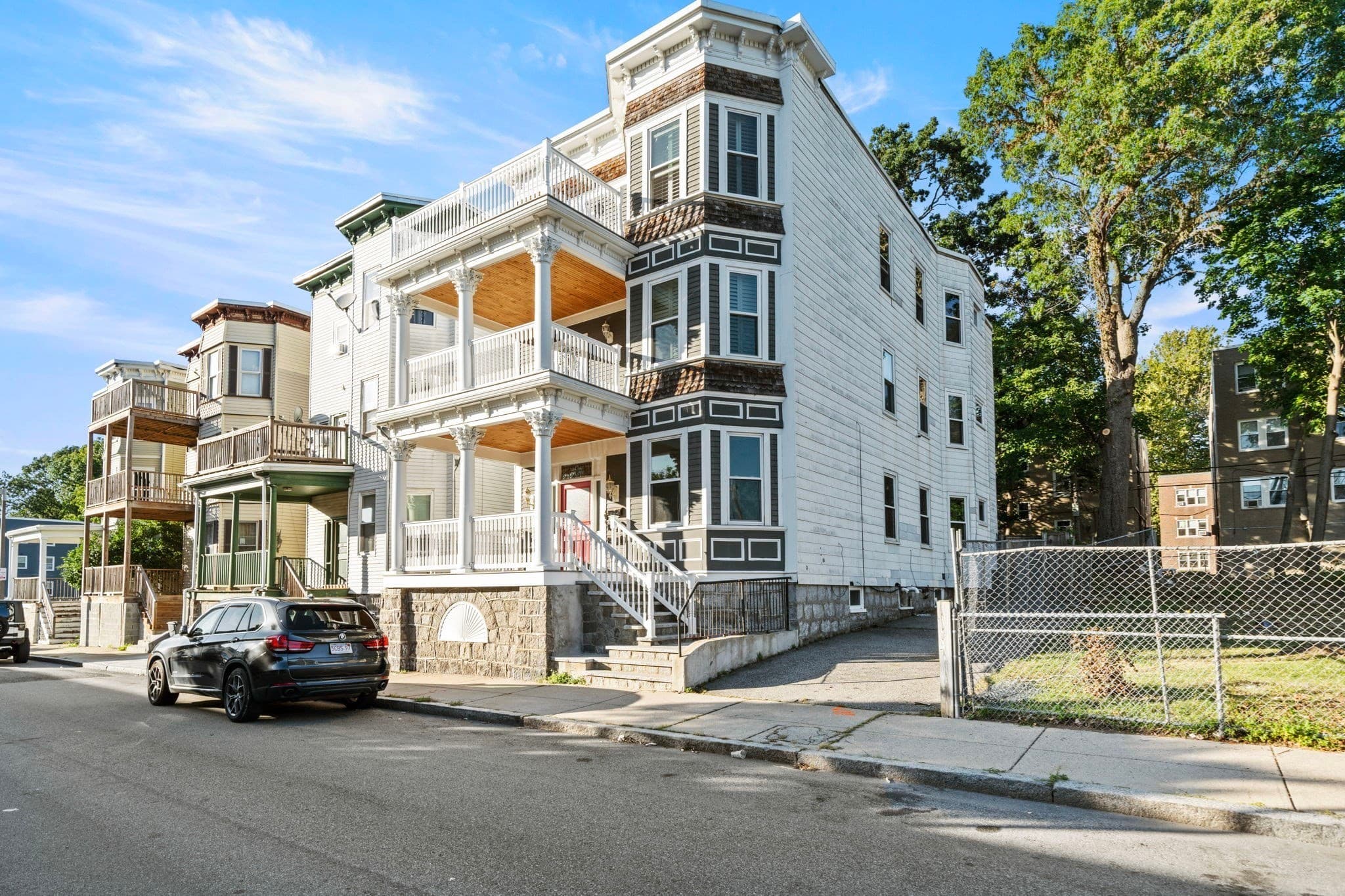 33 Hollander St, Boston MA 02121