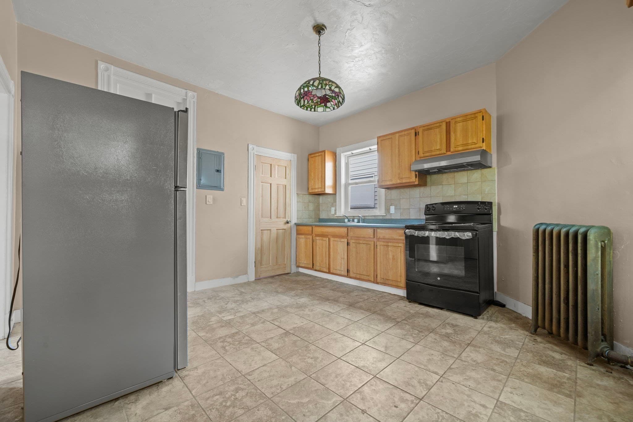 3 Family - 3 Units Up/Down at 33 Hollander St, Boston MA 02121, Boston, photo 20 of 37