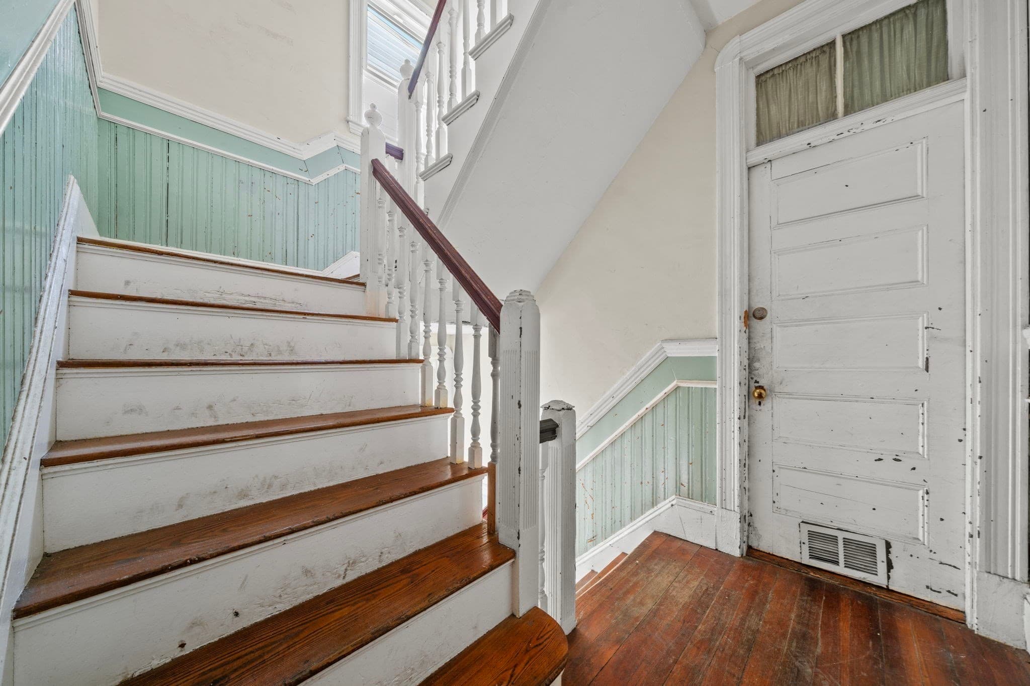 3 Family - 3 Units Up/Down at 33 Hollander St, Boston MA 02121, Boston, photo 14 of 37