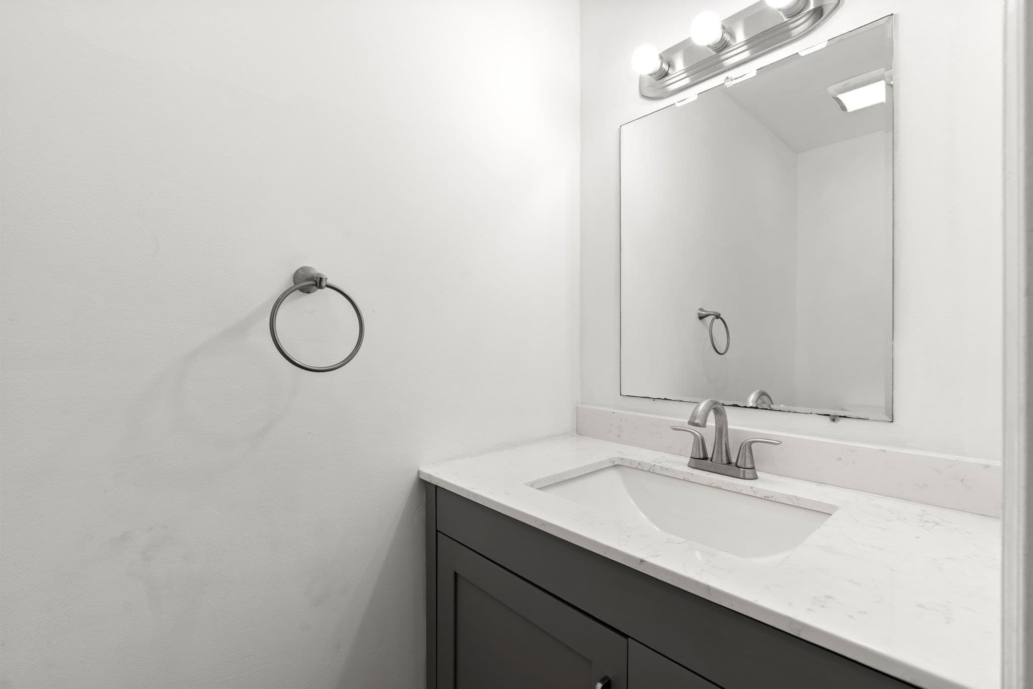 Condominium at 15 Mercury Ter # 15, Haverhill MA 01832, Haverhill, photo 16 of 31