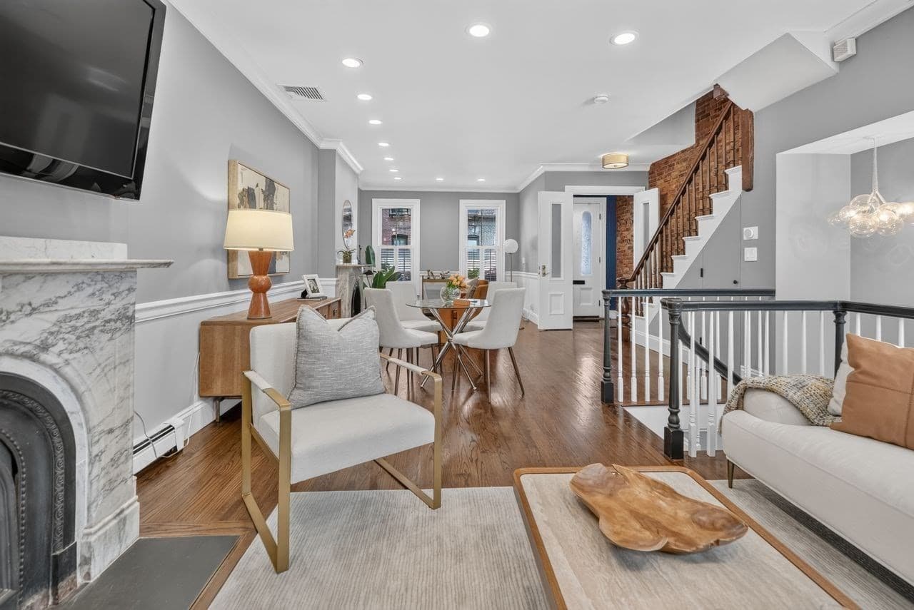 Single Family Residence at 29 Lawrence, Boston MA 02116, Boston, photo 3 of 23
