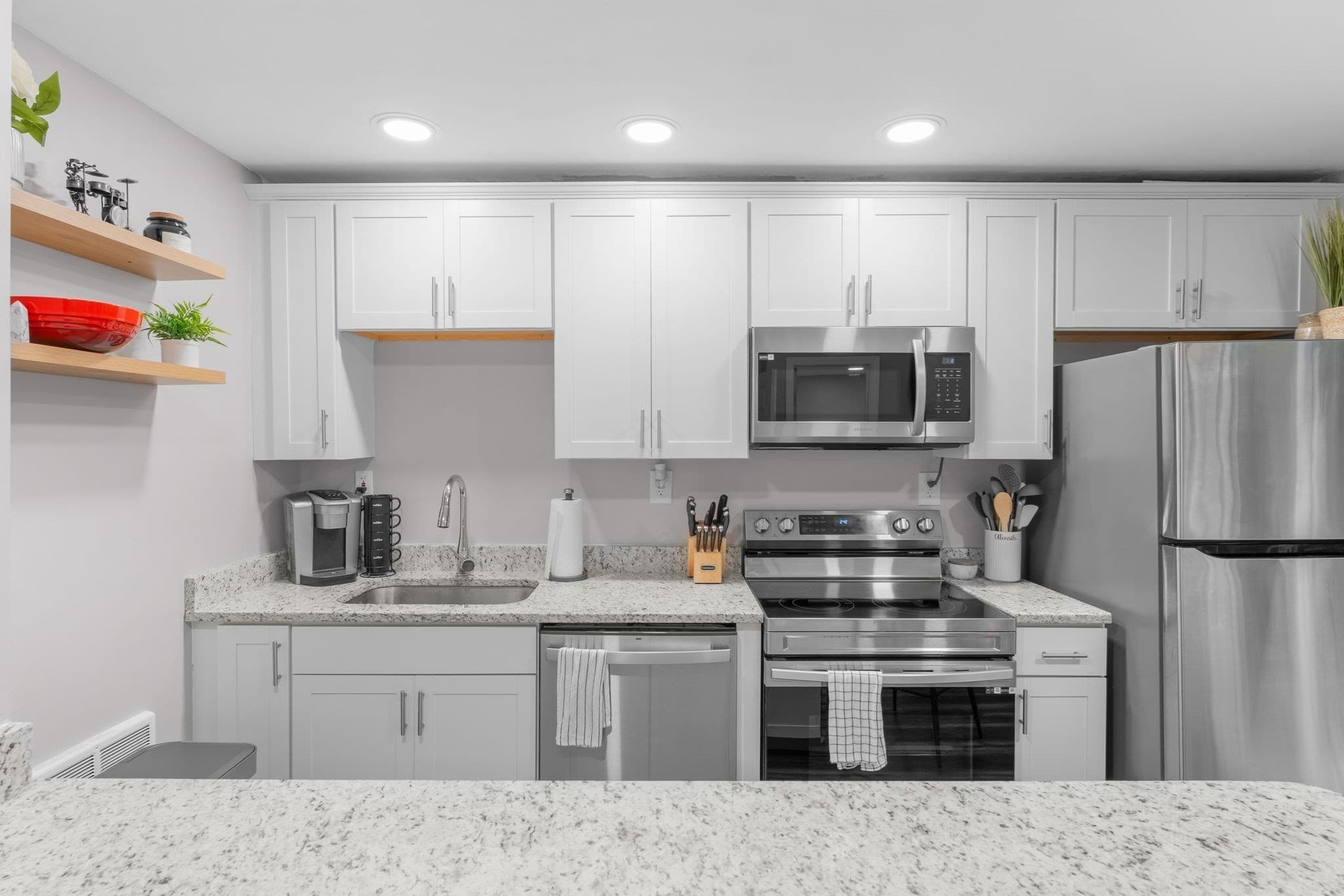 Condominium at 21 Mill Street Ct # 4, Lancaster MA 01523, Lancaster, photo 2 of 32