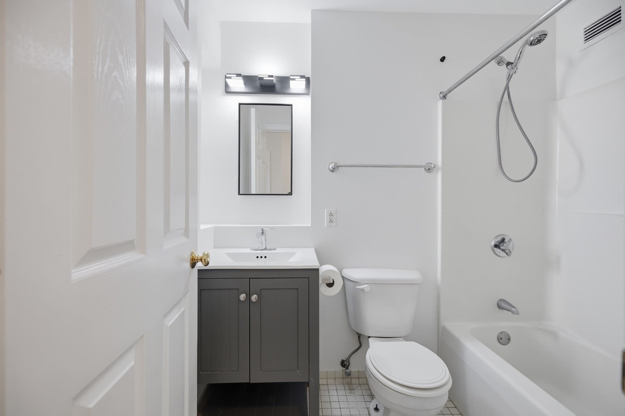 Condominium at 636 Beacon St # 601, Boston MA 02215, Boston, photo 24 of 30