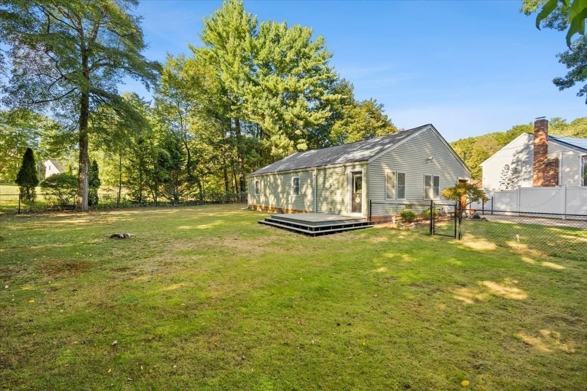 Single Family Residence at 5 Wyman Rd, Randolph MA 02368, Randolph, photo 13 of 16