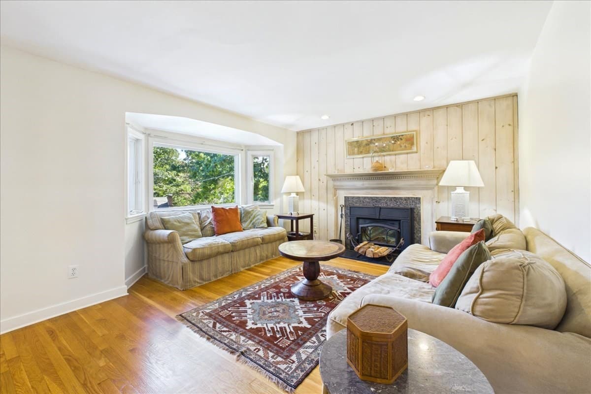 Single Family Residence at 458 Essex Street, Weymouth MA 02188, Weymouth, photo 14 of 41