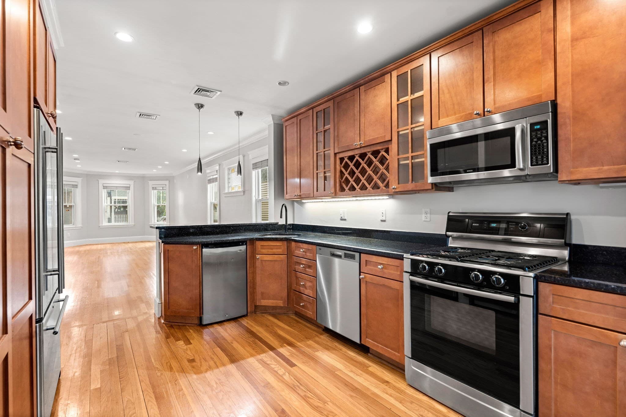Condominium at 81 Auckland Street # 1, Boston MA 02125, Boston, photo 12 of 28