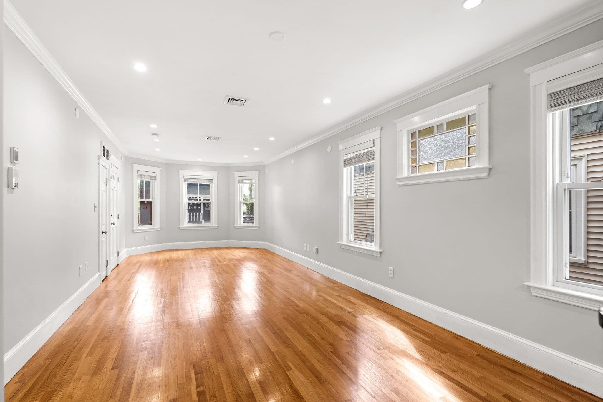 Condominium at 81 Auckland Street # 1, Boston MA 02125, Boston, photo 11 of 28