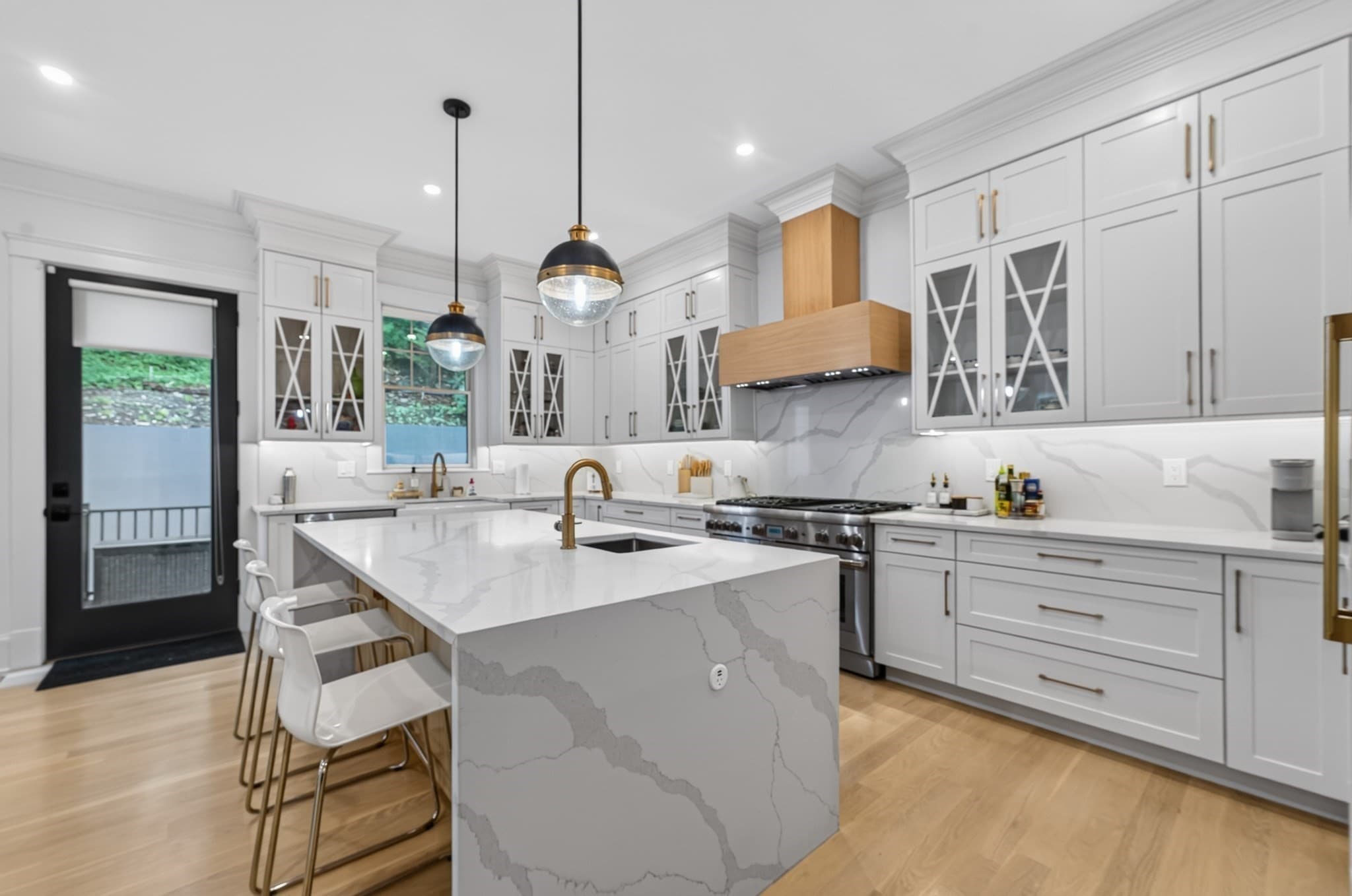 Single Family Residence at 261 Tappan St # 1, Brookline MA 02445, Brookline, photo 2 of 28