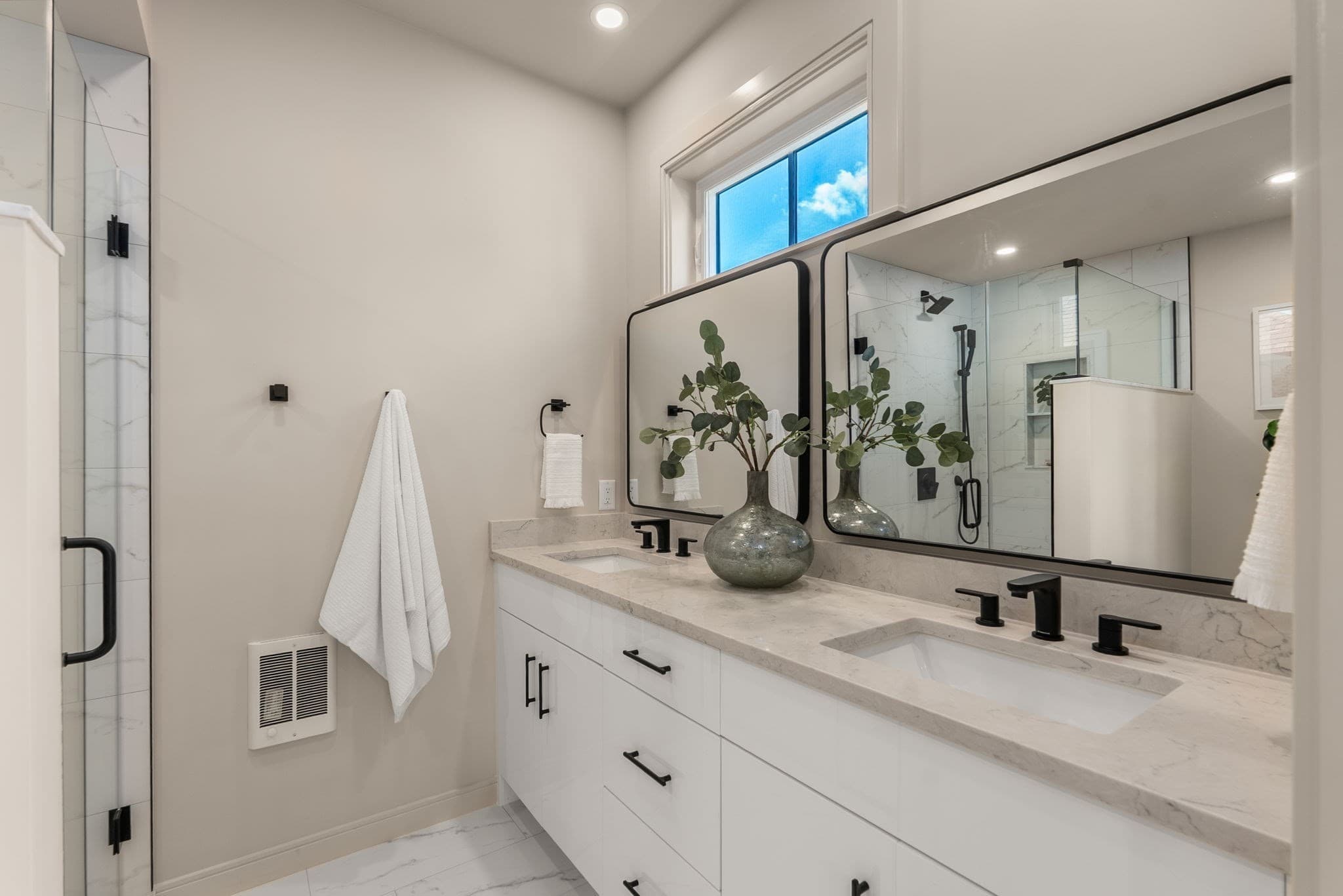 Condominium at 50 Bradeen # 2, Boston MA 02131, Boston, photo 17 of 29