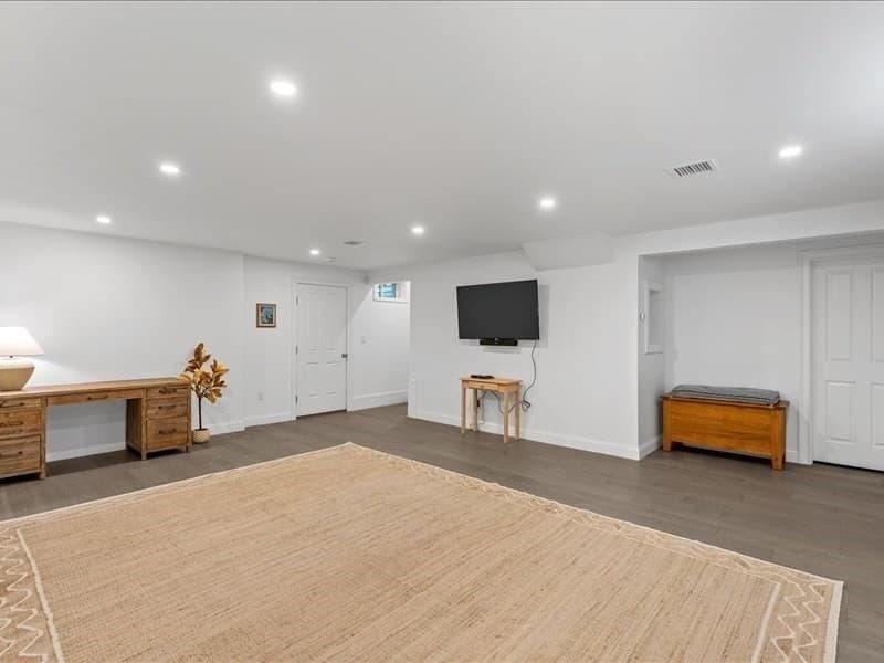 Single Family Residence at 1040 Main St, Hingham MA 02043, Hingham, photo 31 of 39