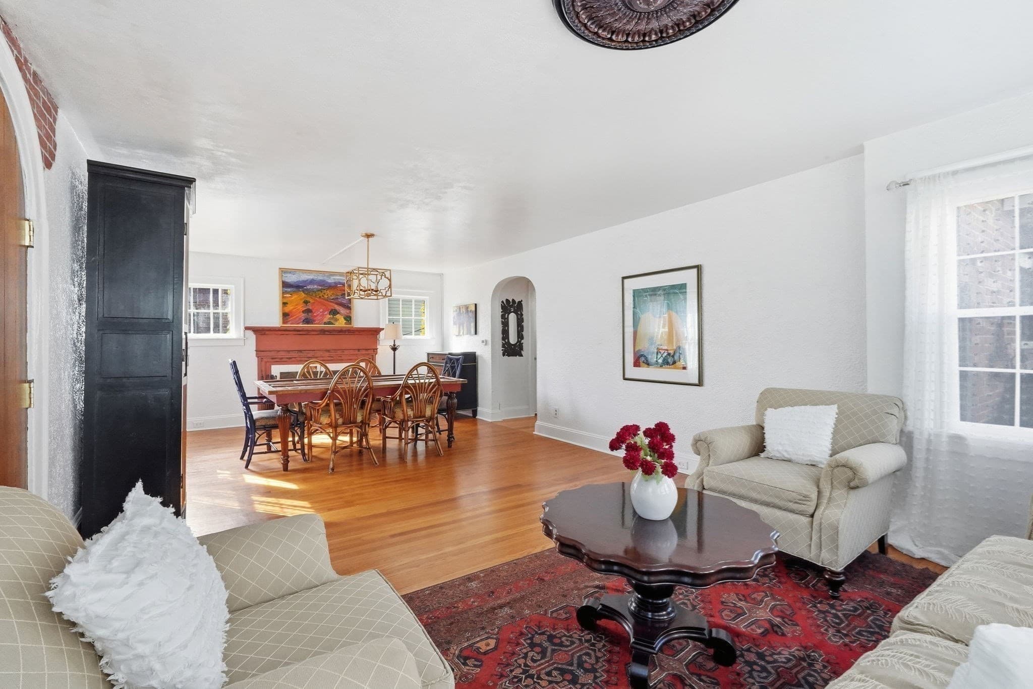 Single Family Residence at 104 Wayne St, Springfield MA 01118, Springfield, photo 5 of 42