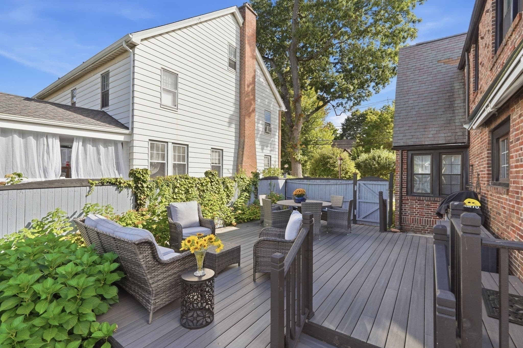 Single Family Residence at 104 Wayne St, Springfield MA 01118, Springfield, photo 35 of 42