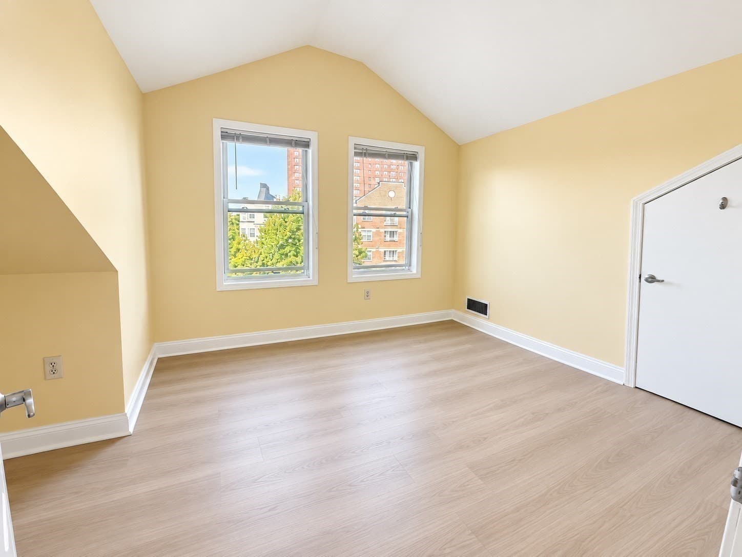 Condominium at 310-324 Rindge Ave # 6, Cambridge MA 02140, Cambridge, photo 11 of 15