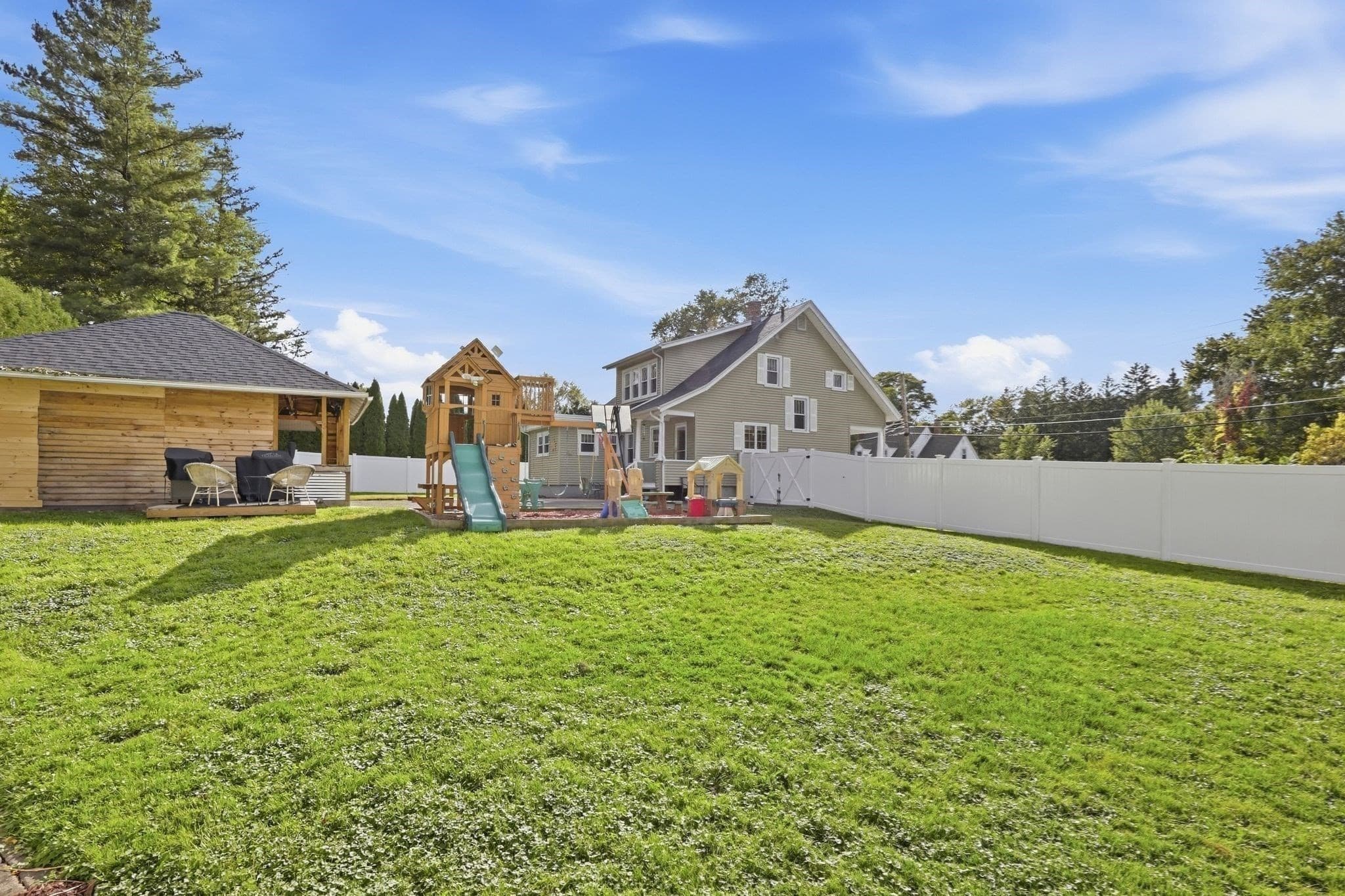 Single Family Residence at 154 Ely Ave, West Springfield MA 01089, West Springfield, photo 34 of 42