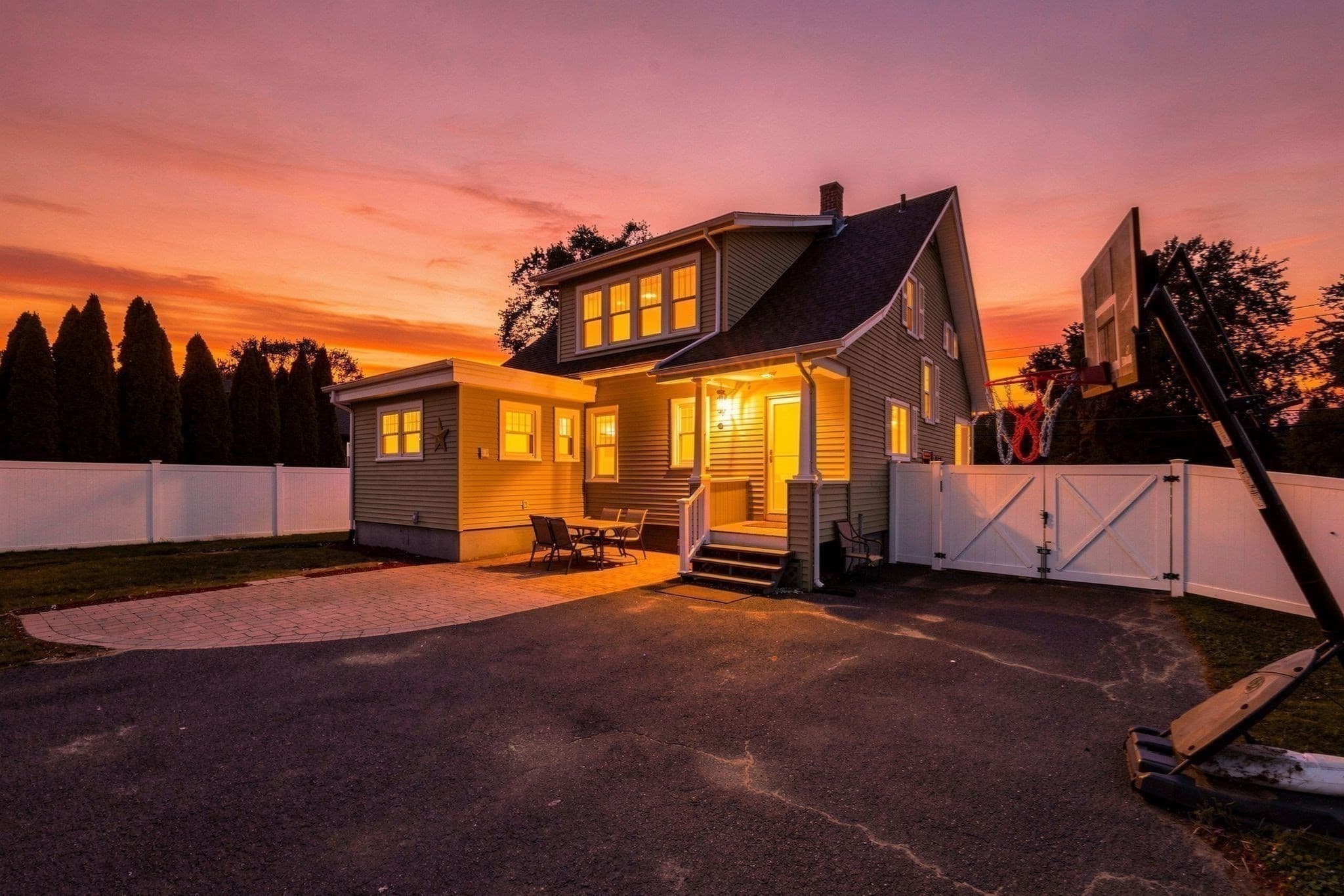 Single Family Residence at 154 Ely Ave, West Springfield MA 01089, West Springfield, photo 40 of 42