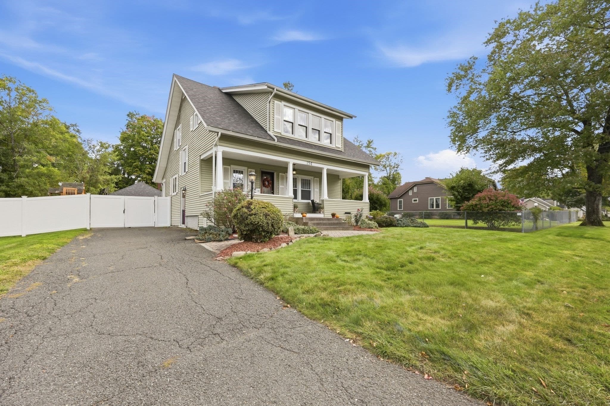 Single Family Residence at 154 Ely Ave, West Springfield MA 01089, West Springfield, photo 4 of 42