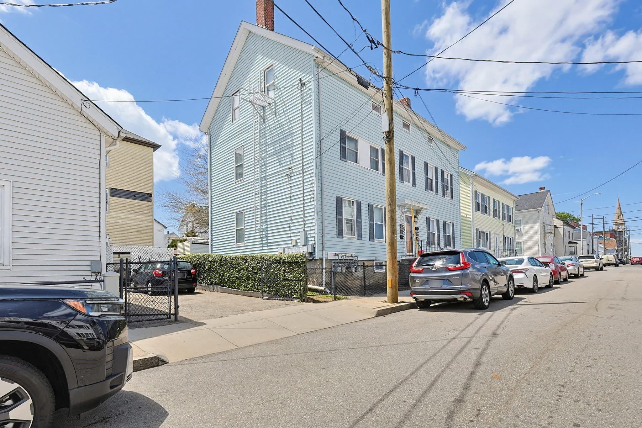 5+ Family - 5+ Units Up/Down at 23 Brow Street, Fall River MA 02721, Fall River, photo 2 of 5