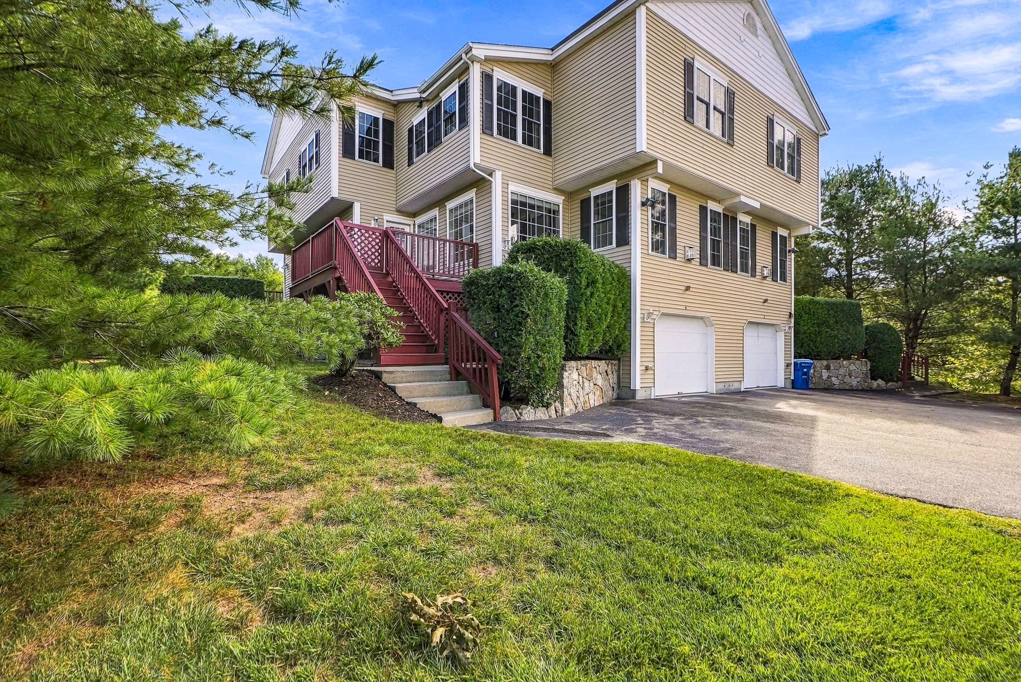 4 Paul Revere # 4, Hopkinton MA 01748