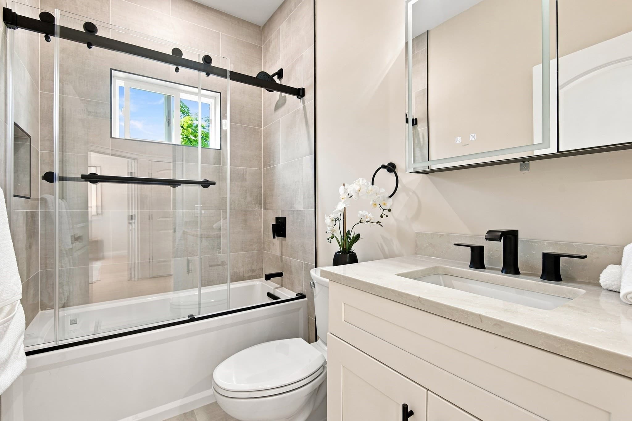3 Family at 4294 Washington St, Boston MA 02131, Boston, photo 21 of 27
