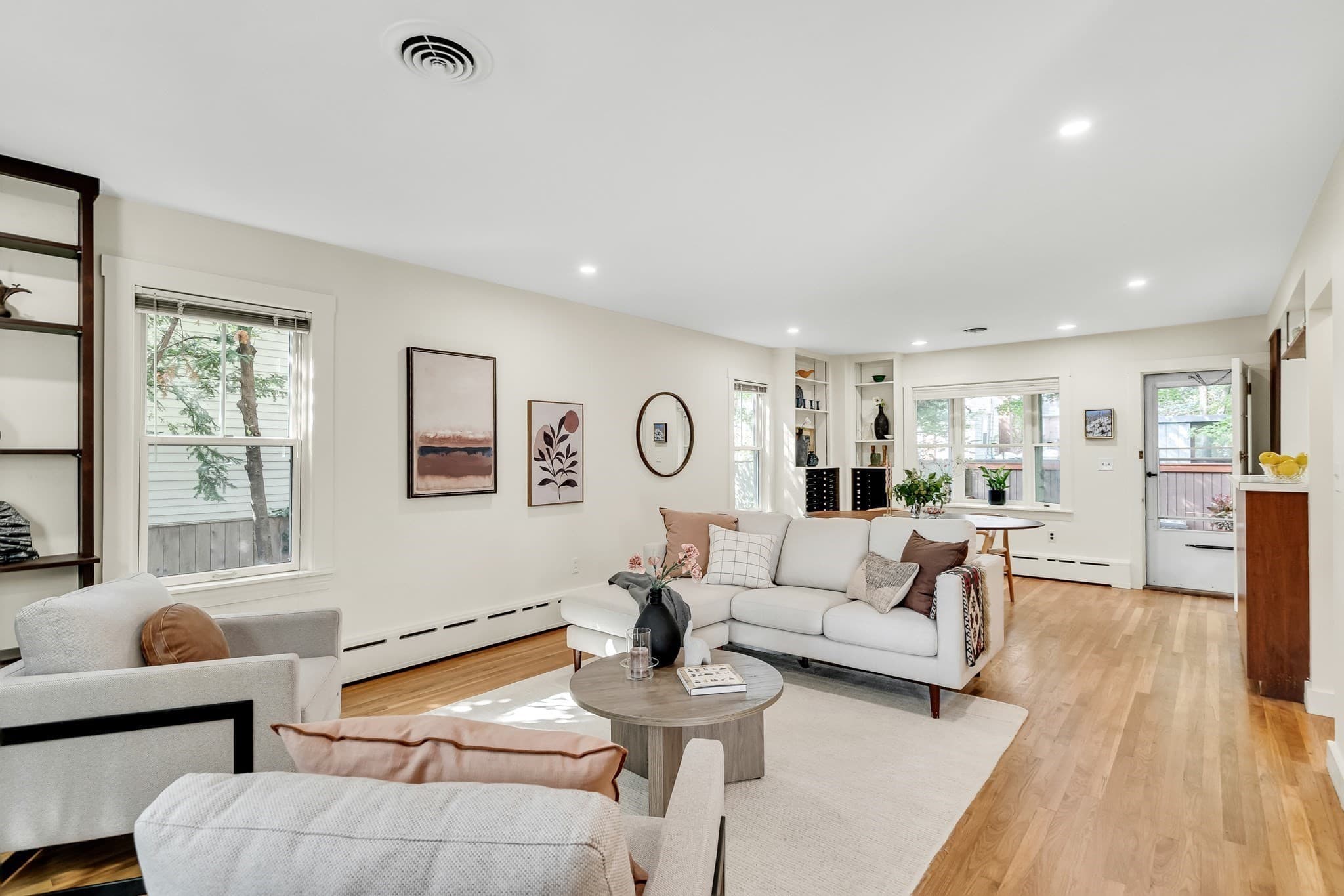 Condominium at 11 Sparks Street # 0, Cambridge MA 02140, Cambridge, photo 4 of 26
