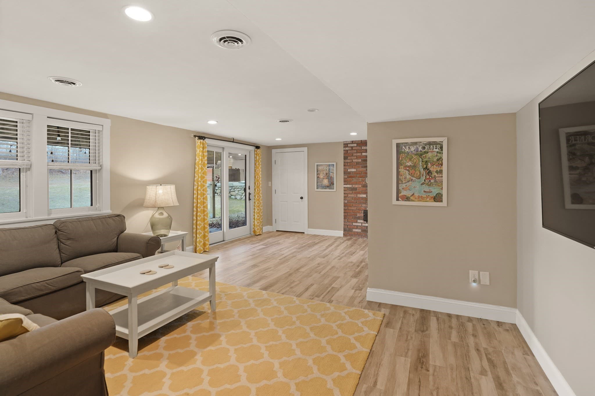 Single Family Residence at 8 Jeffers Way, Aquinnah MA 02535, Aquinnah, photo 33 of 42