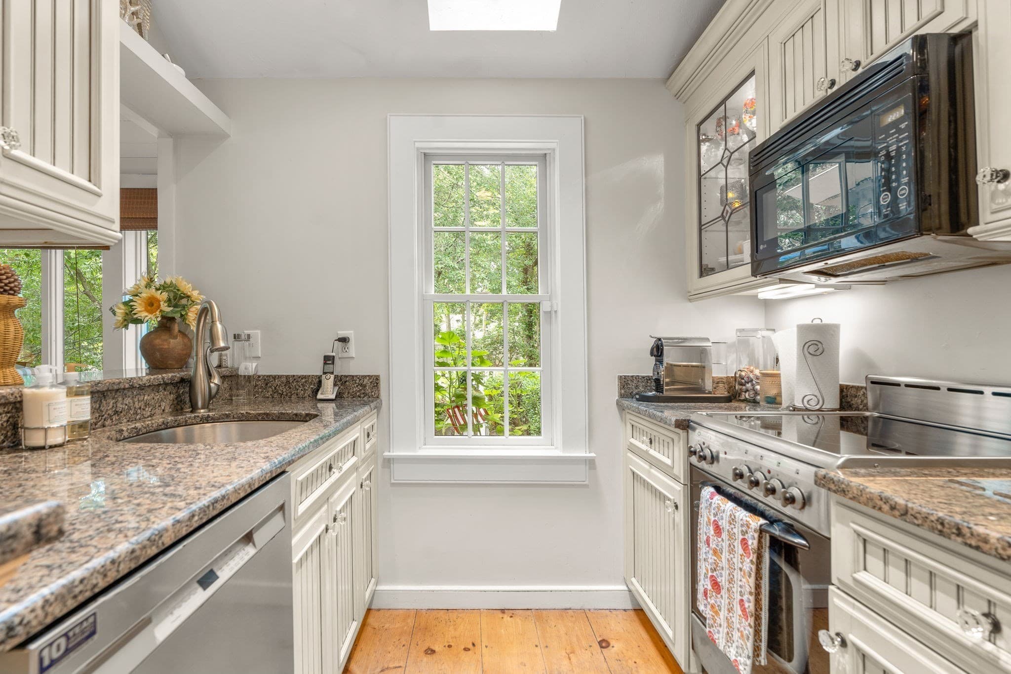 Single Family Residence at 28 Flying Cloud Cr, Mashpee MA 02649, Mashpee, photo 9 of 28