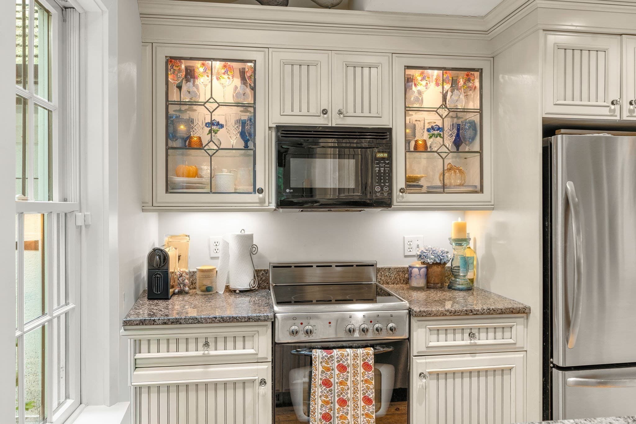Single Family Residence at 28 Flying Cloud Cr, Mashpee MA 02649, Mashpee, photo 11 of 28