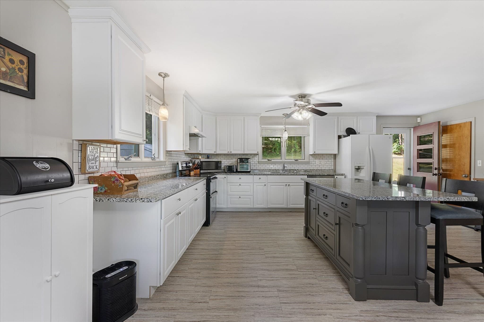Single Family Residence at 6 Hadley Path, West Brookfield MA 01585, West Brookfield, photo 8 of 41