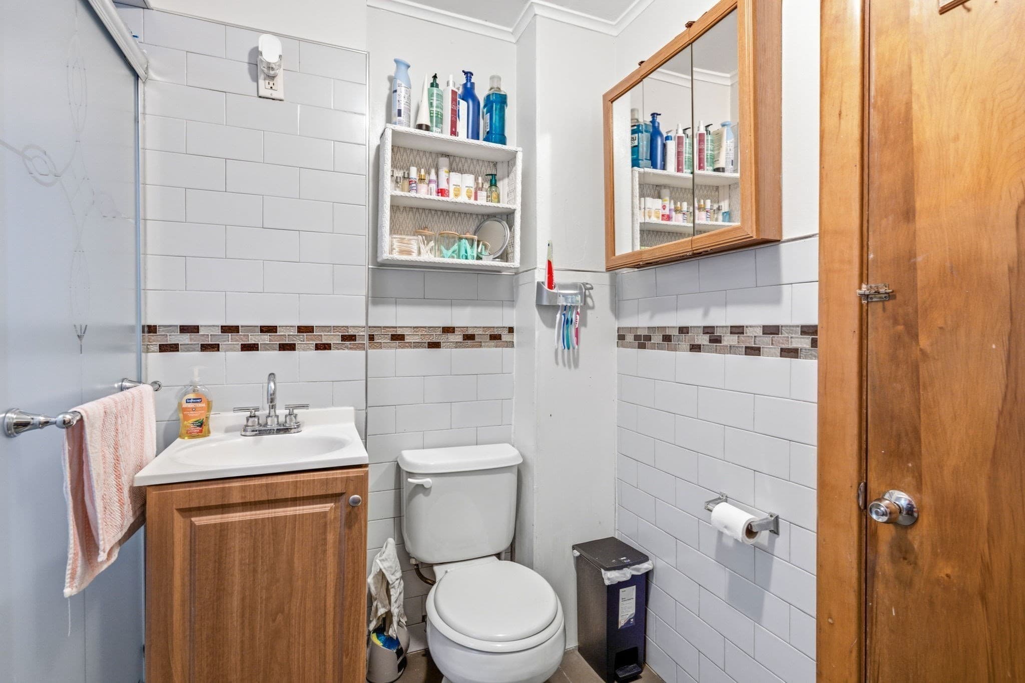 2 Family - 2 Units Up/Down at 91 Pomona Street, Revere MA 02151, Revere, photo 27 of 42