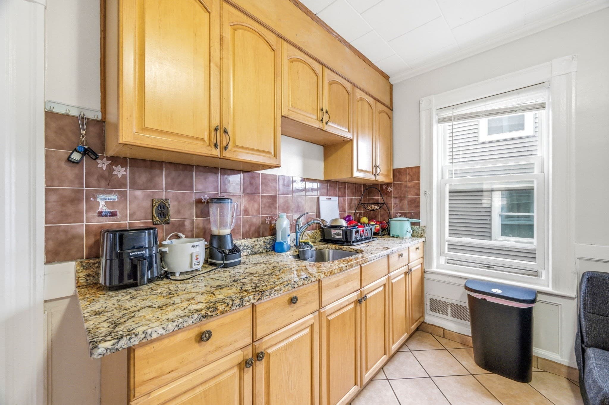 2 Family - 2 Units Up/Down at 91 Pomona Street, Revere MA 02151, Revere, photo 9 of 42
