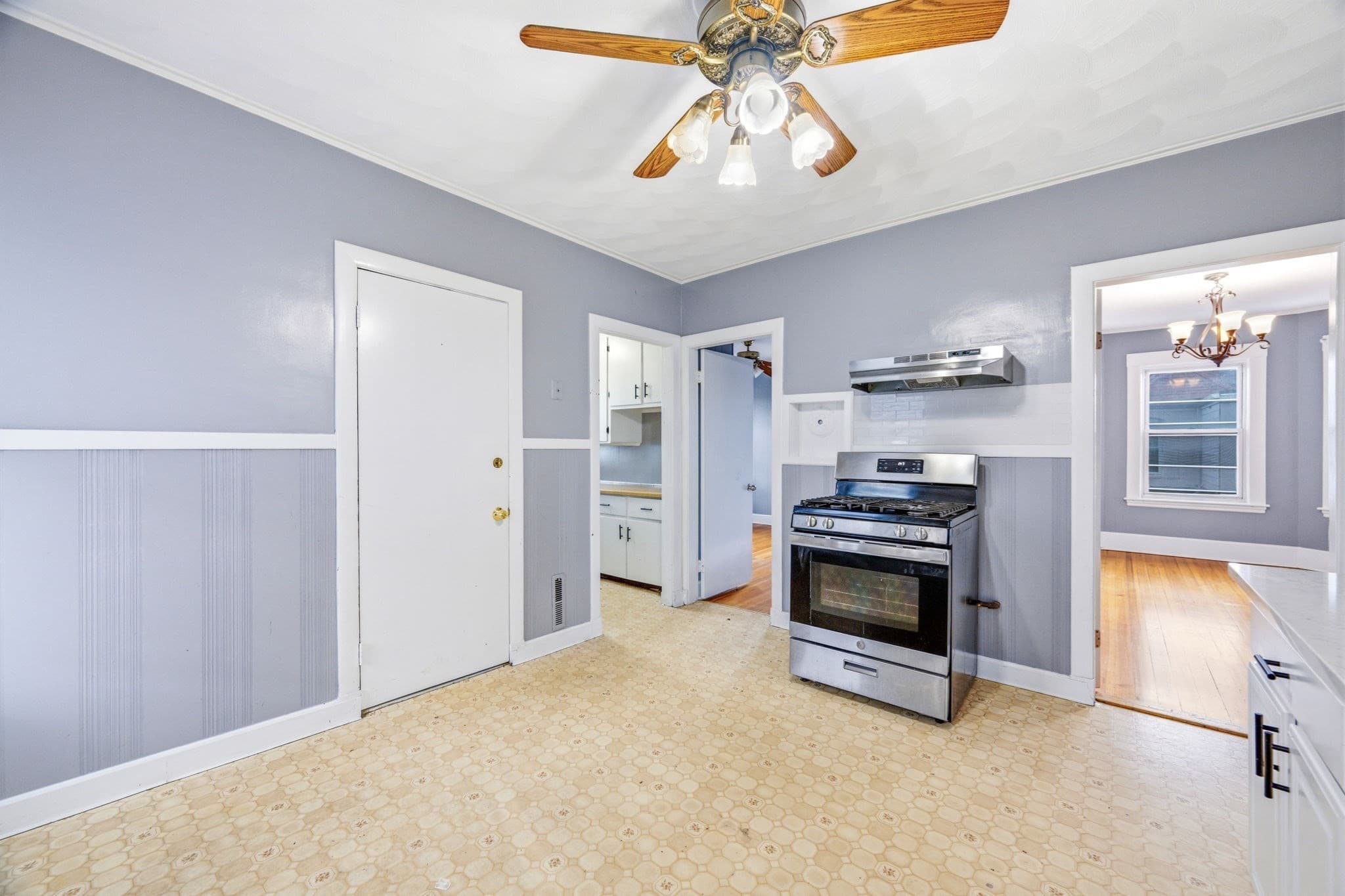 2 Family - 2 Units Up/Down at 91 Pomona Street, Revere MA 02151, Revere, photo 11 of 42