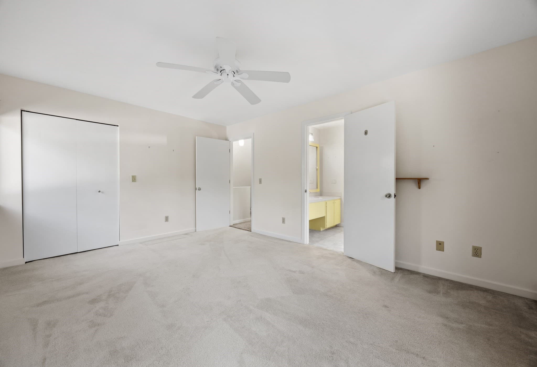 Condominium at 4 Apple Mew # 4, Sandwich MA 02563, Sandwich, photo 17 of 38