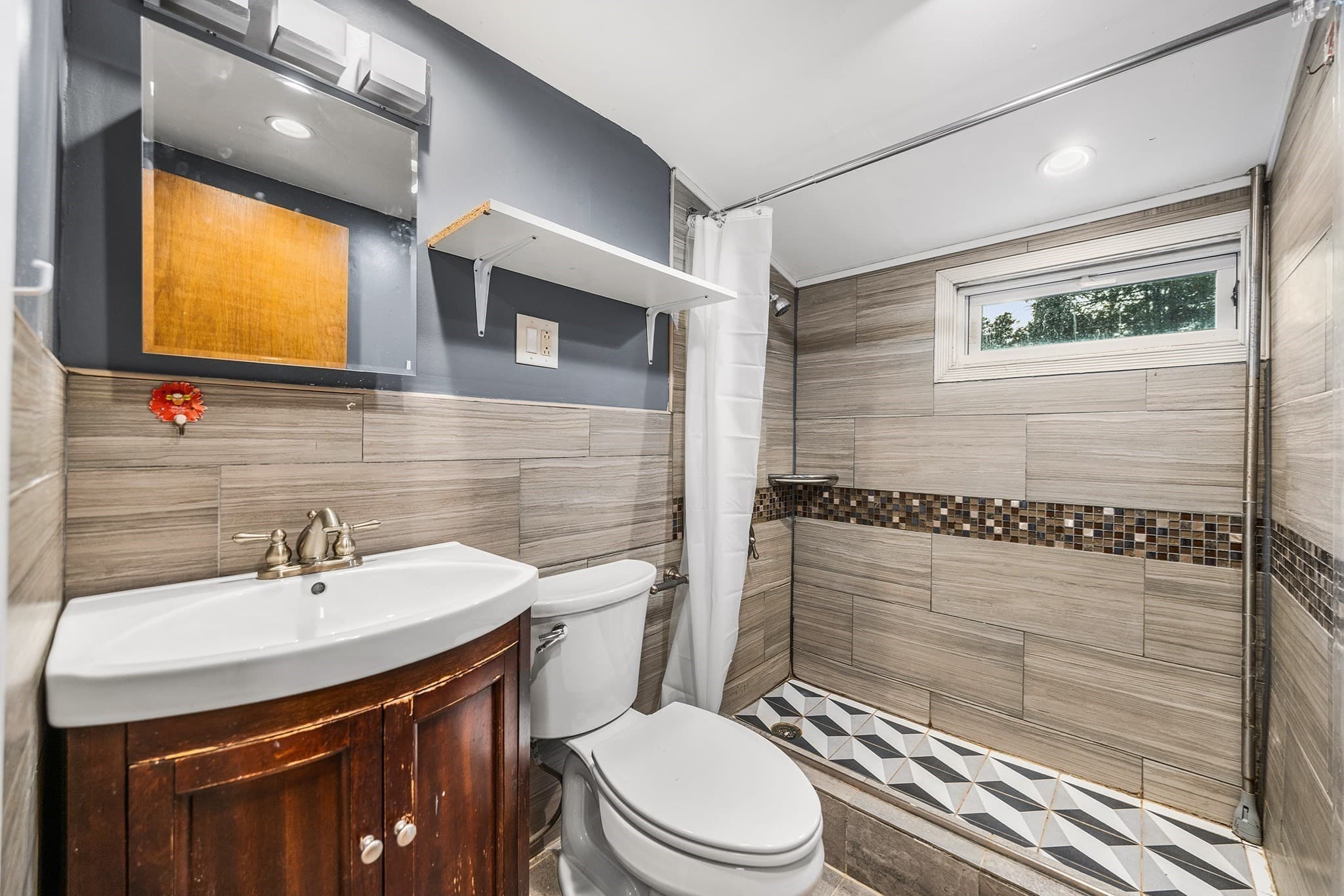 Single Family Residence at 51 Selwyn Rd, Randolph MA 02368, Randolph, photo 28 of 40