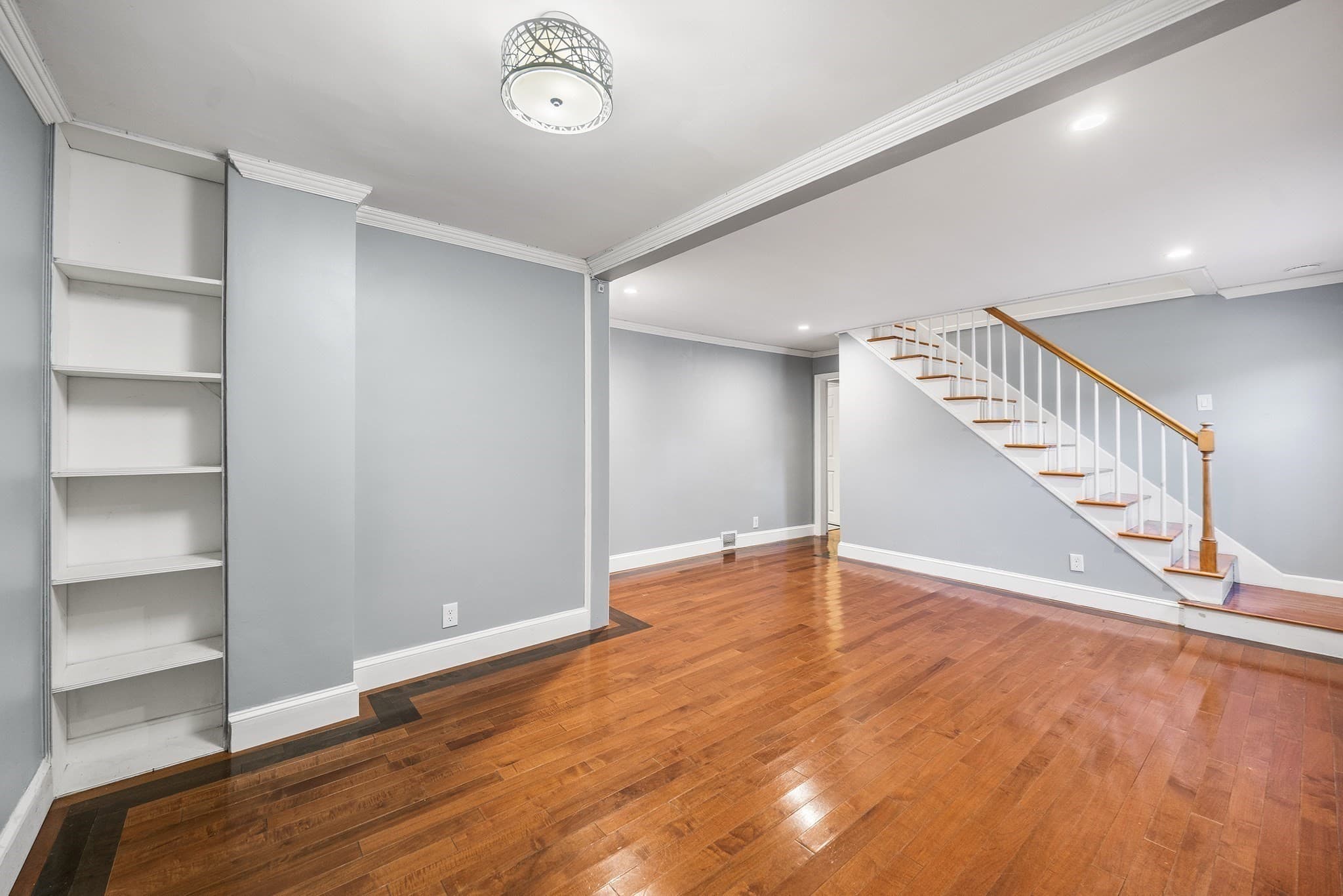 Single Family Residence at 51 Selwyn Rd, Randolph MA 02368, Randolph, photo 8 of 40
