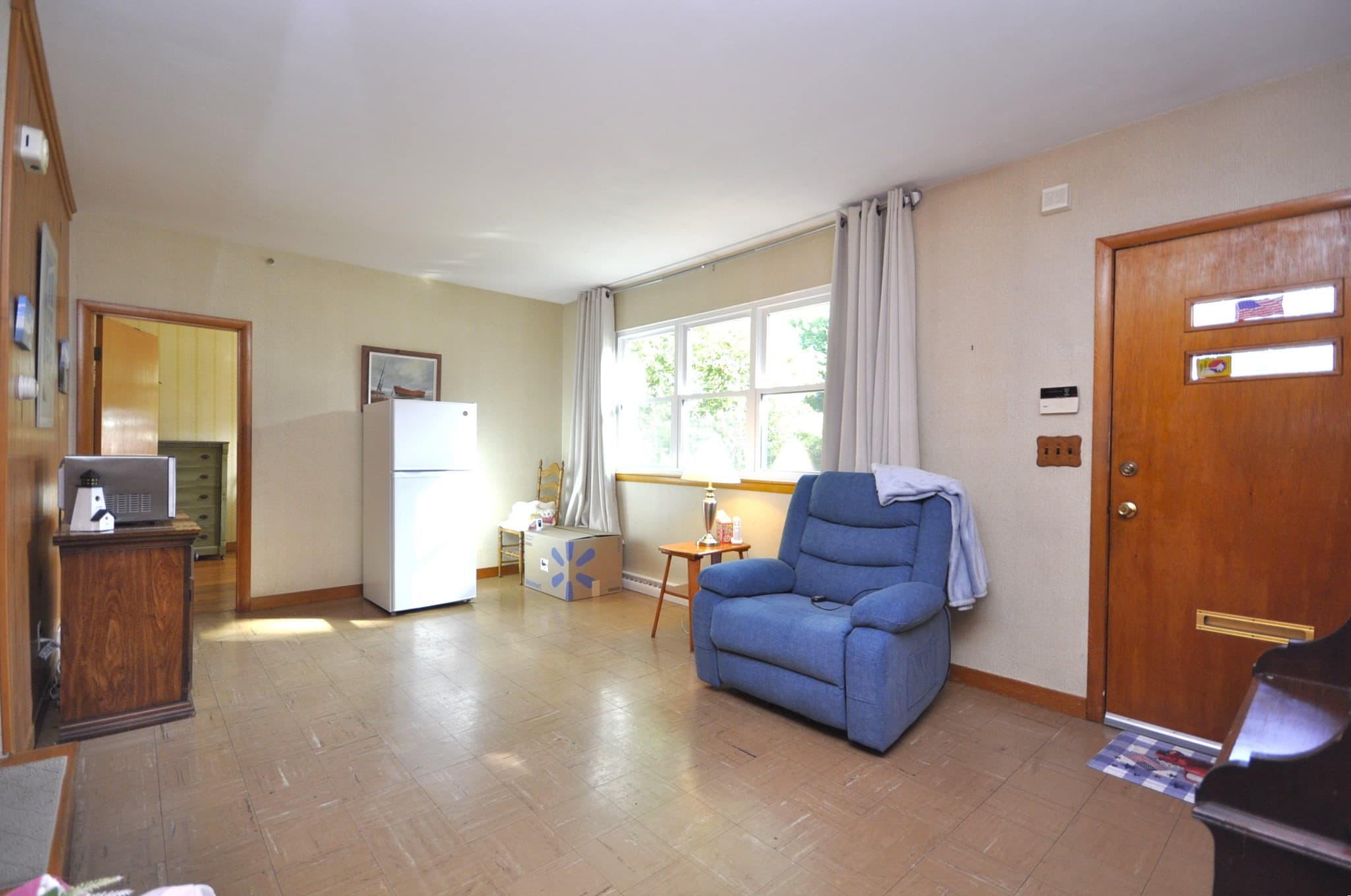 Single Family Residence at 122 Sunset Dr, Brockton MA 02301, Brockton, photo 5 of 23