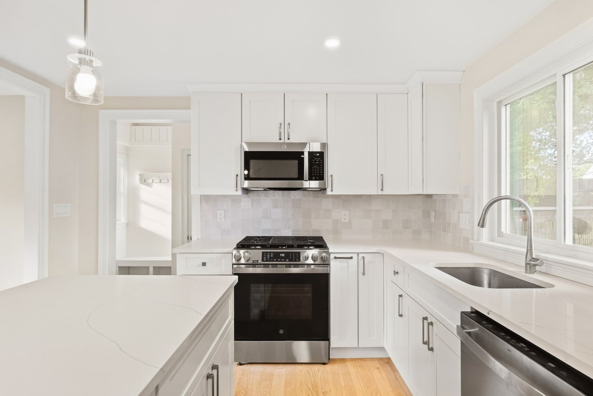 Single Family Residence at 11 Clark Ave, Walpole MA 02081, Walpole, photo 5 of 27