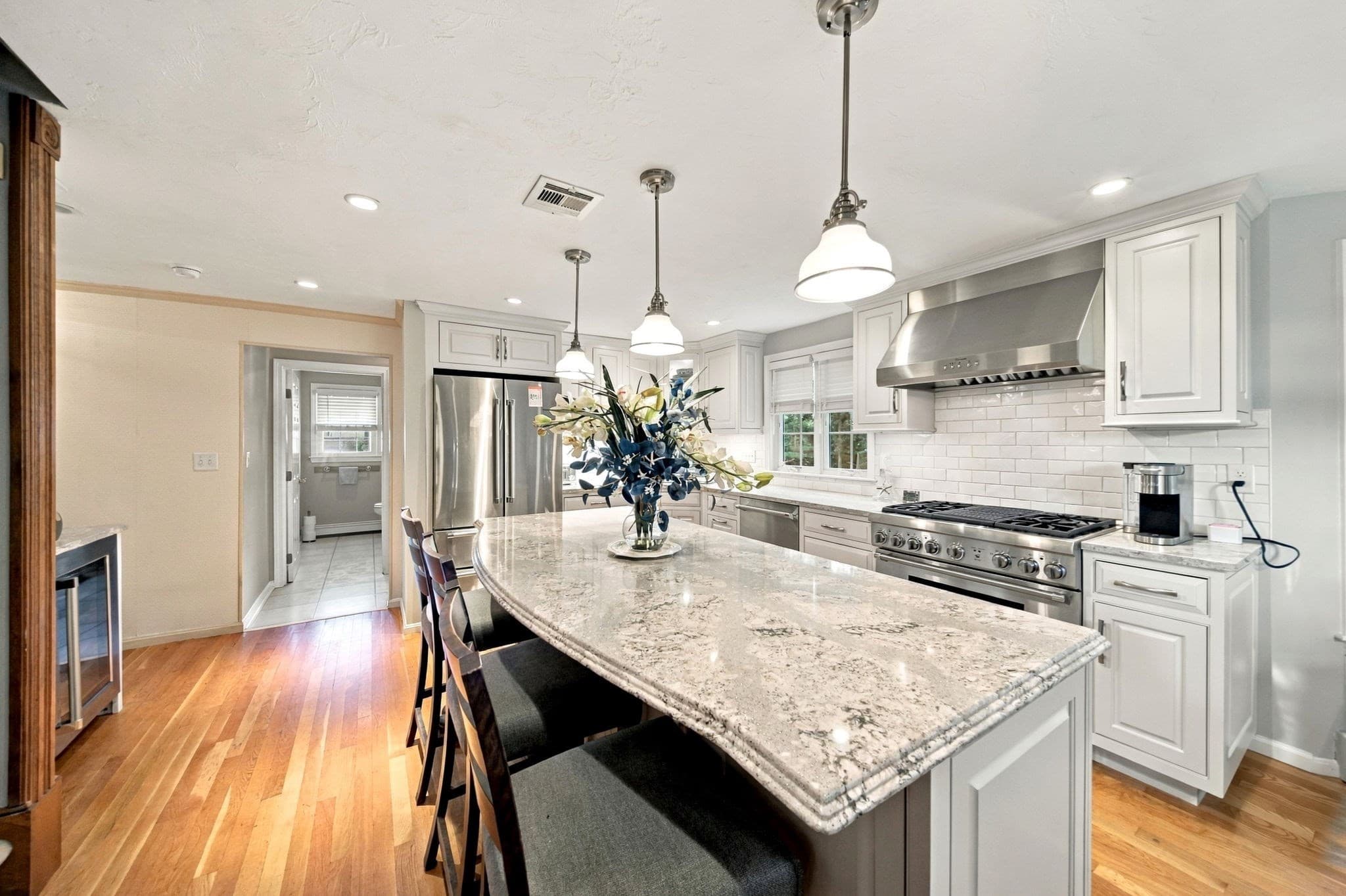 Single Family Residence at 150 Fairways Edge Dr, Marshfield MA 02050, Marshfield, photo 6 of 41
