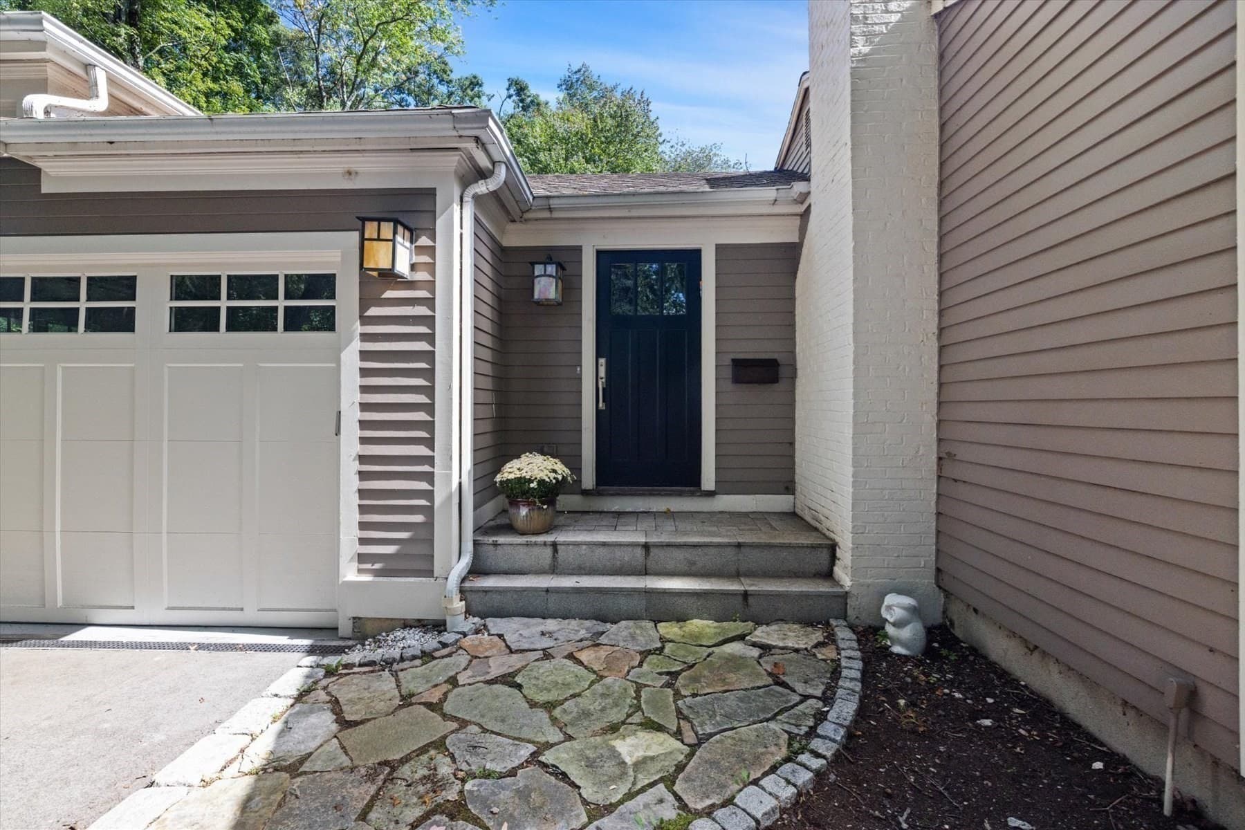 Single Family Residence at 38 Hunnewell St, Needham MA 02494, Needham, photo 4 of 38