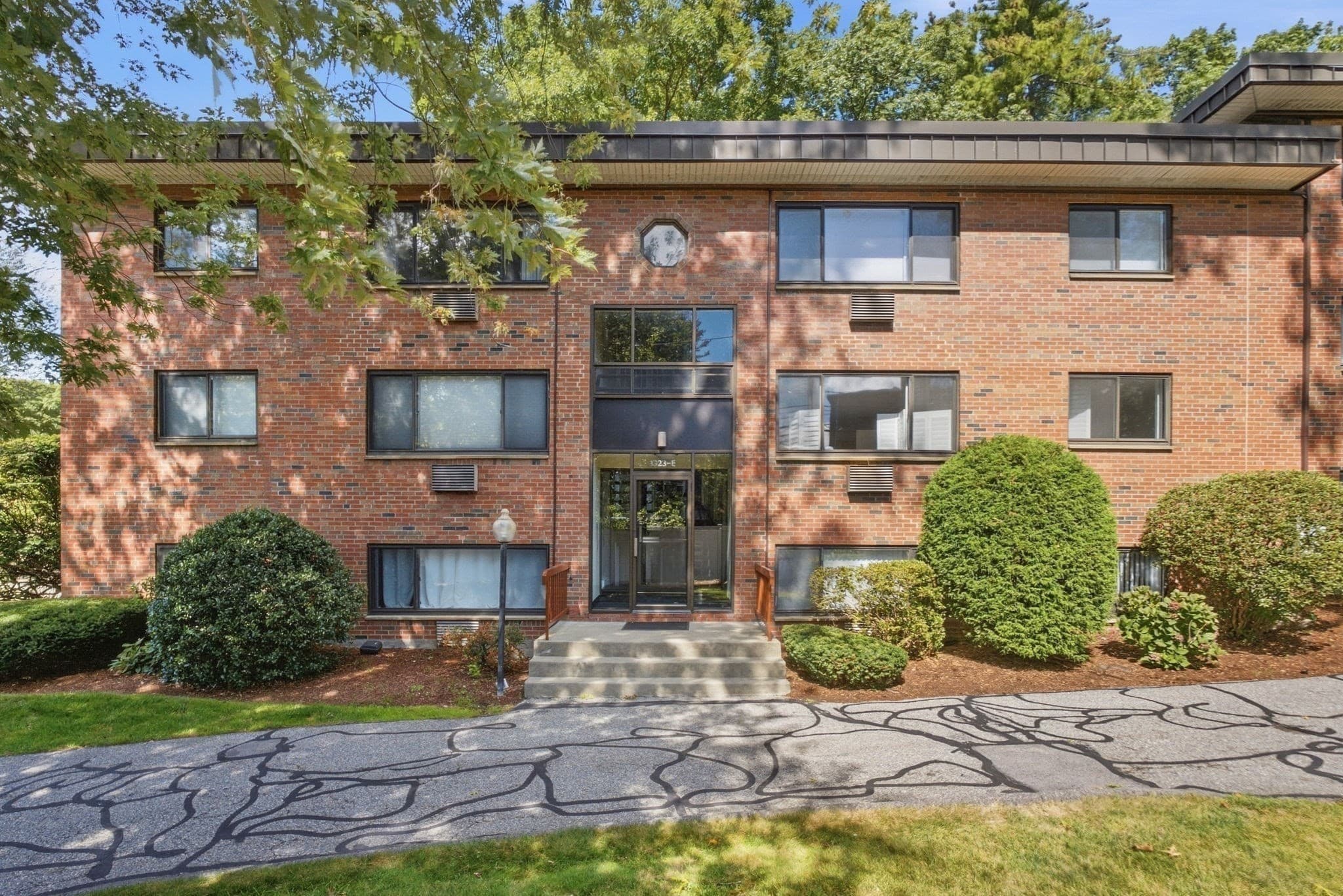 Condominium at 1323 Worcester Rd # E6, Framingham MA 01701, Framingham, photo 20 of 31