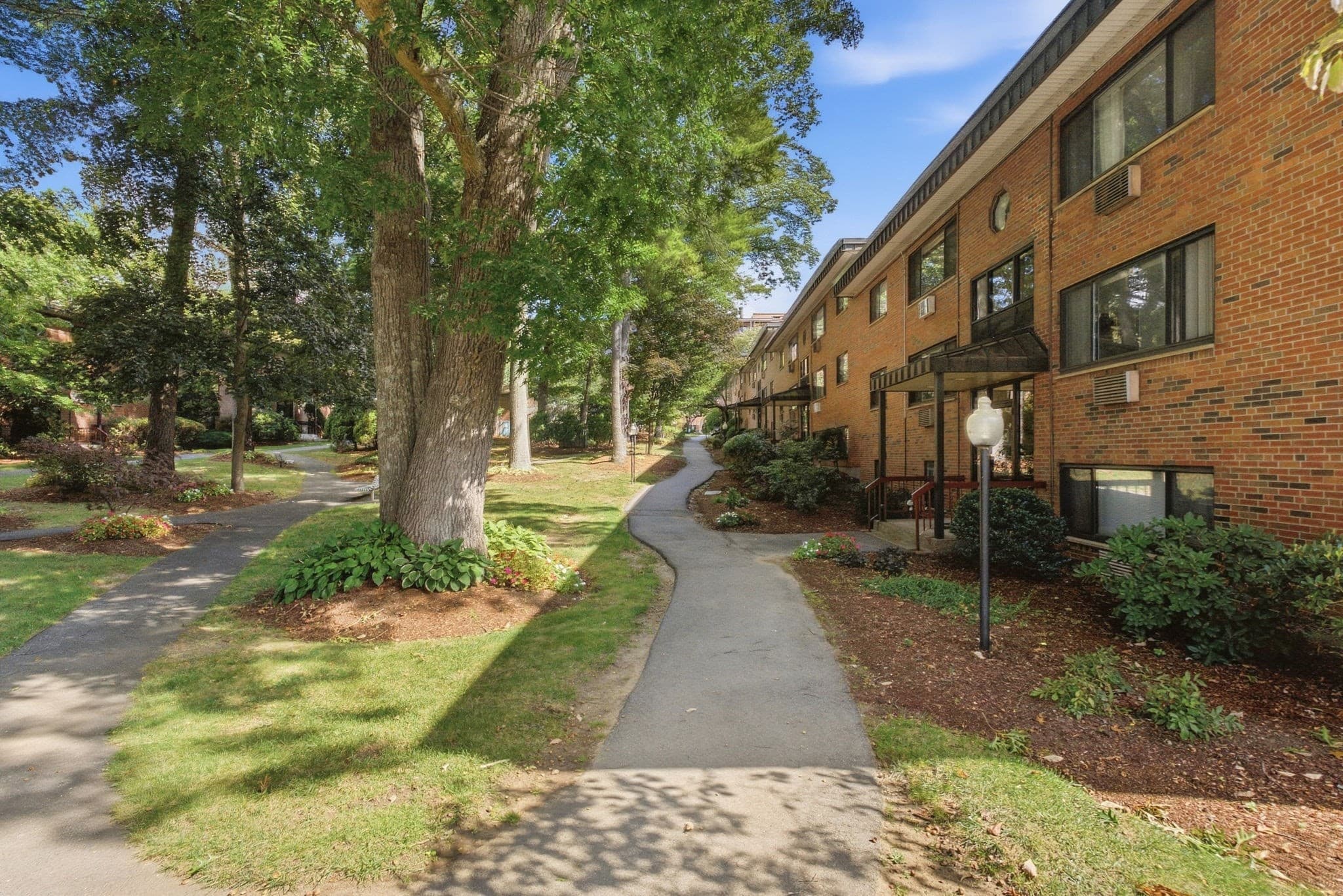 Condominium at 1323 Worcester Rd # E6, Framingham MA 01701, Framingham, photo 24 of 31