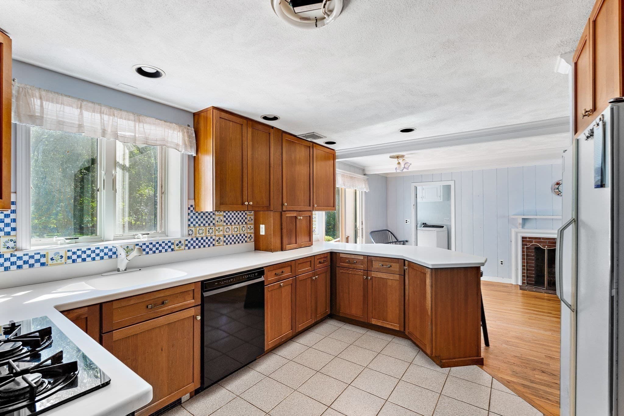Single Family Residence at 283 Old Pickard Road, Concord MA 01742, Concord, photo 8 of 21