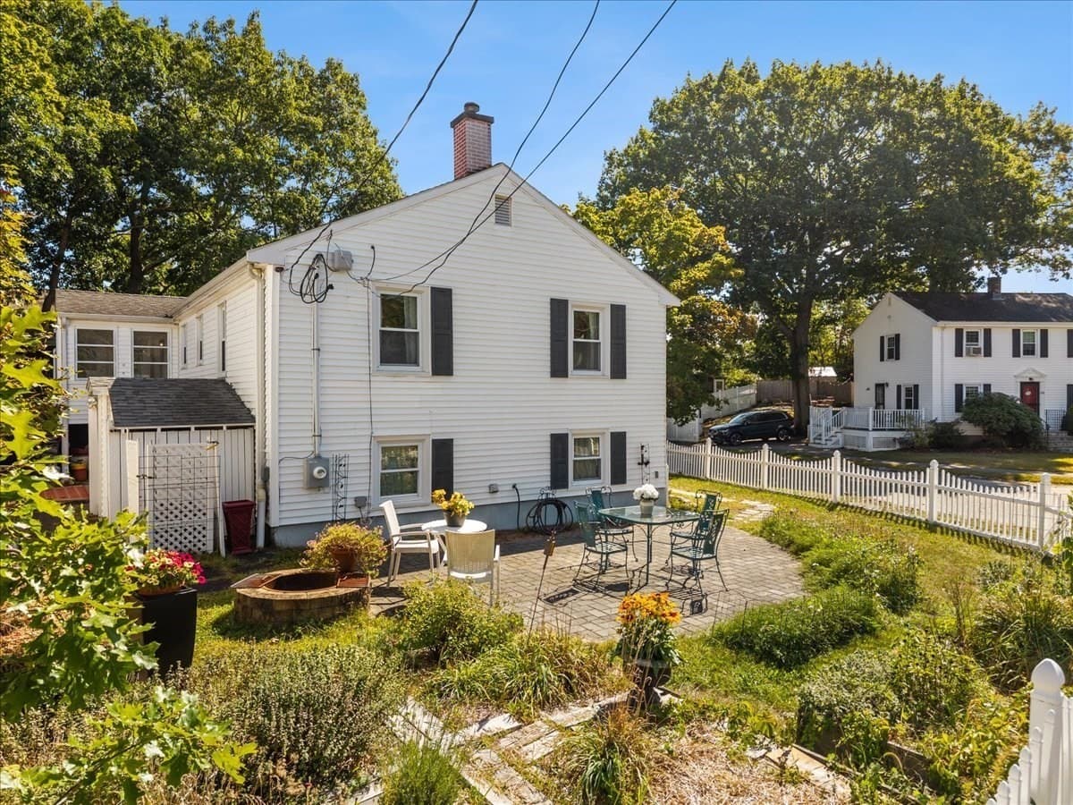 Single Family Residence at 116 Running Brook Rd., Boston MA 02132, Boston, photo 7 of 42