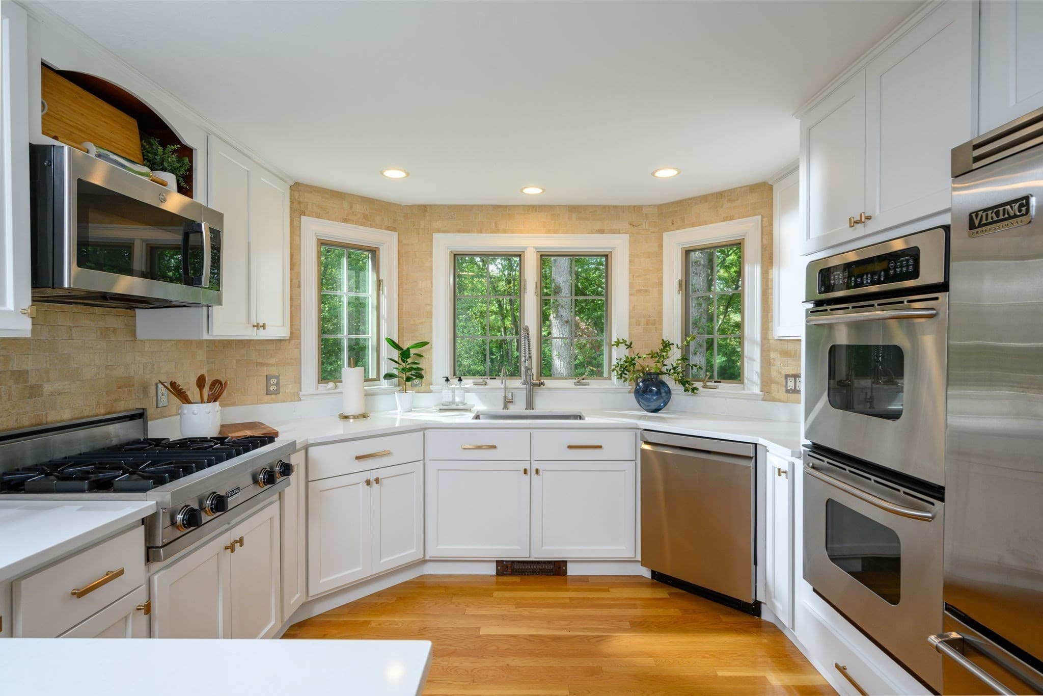Single Family Residence at 37 Ward St, Hingham MA 02043, Hingham, photo 3 of 34