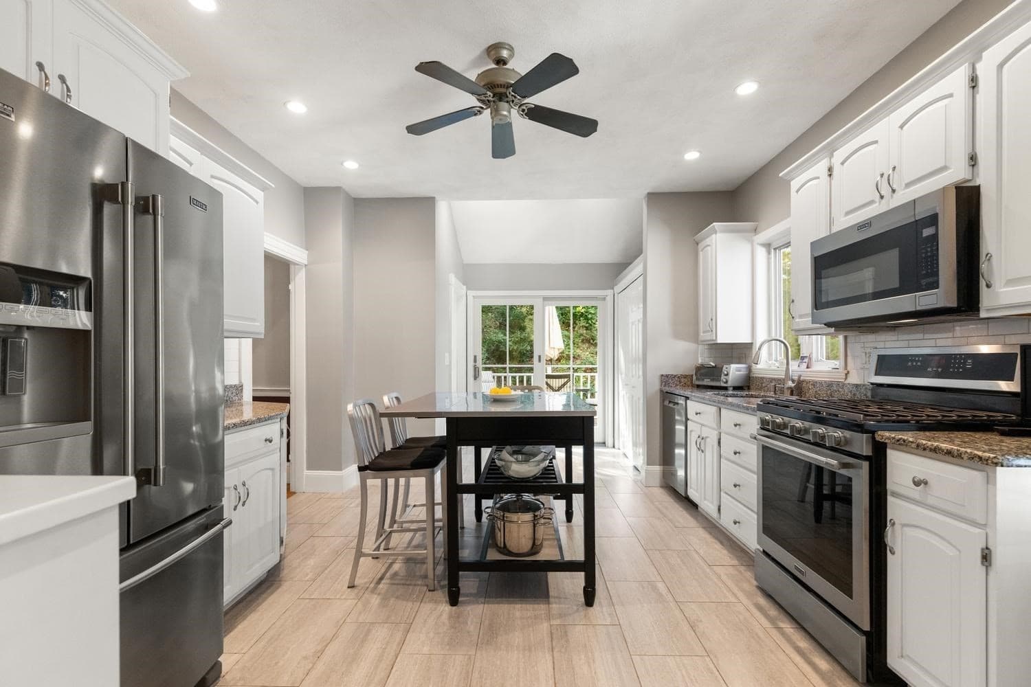 Single Family Residence at 5 Walnut St, Wakefield MA 01880, Wakefield, photo 18 of 35