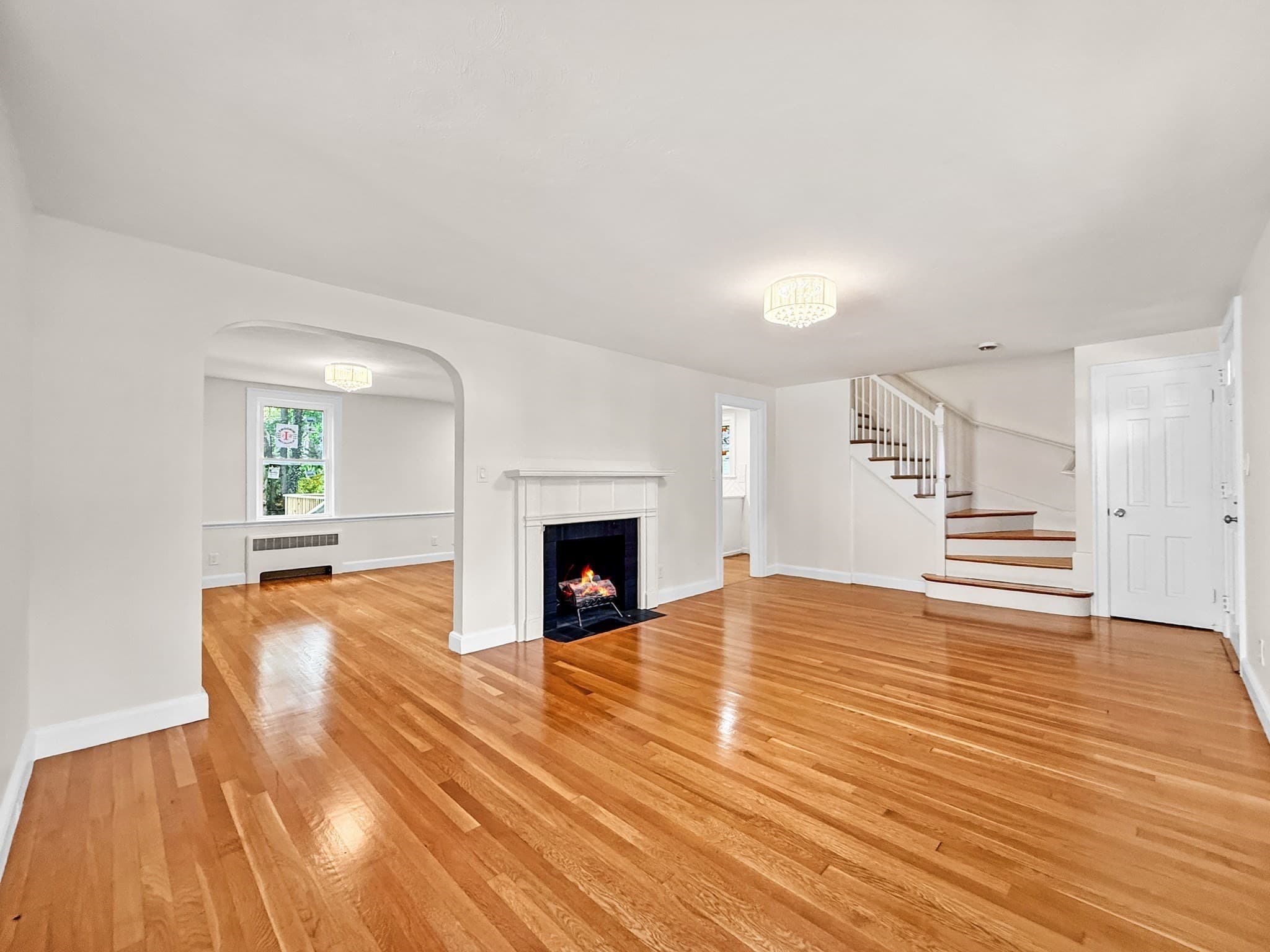 Single Family Residence at 32 Grant Rd, Lynn MA 01904, Lynn, photo 16 of 38