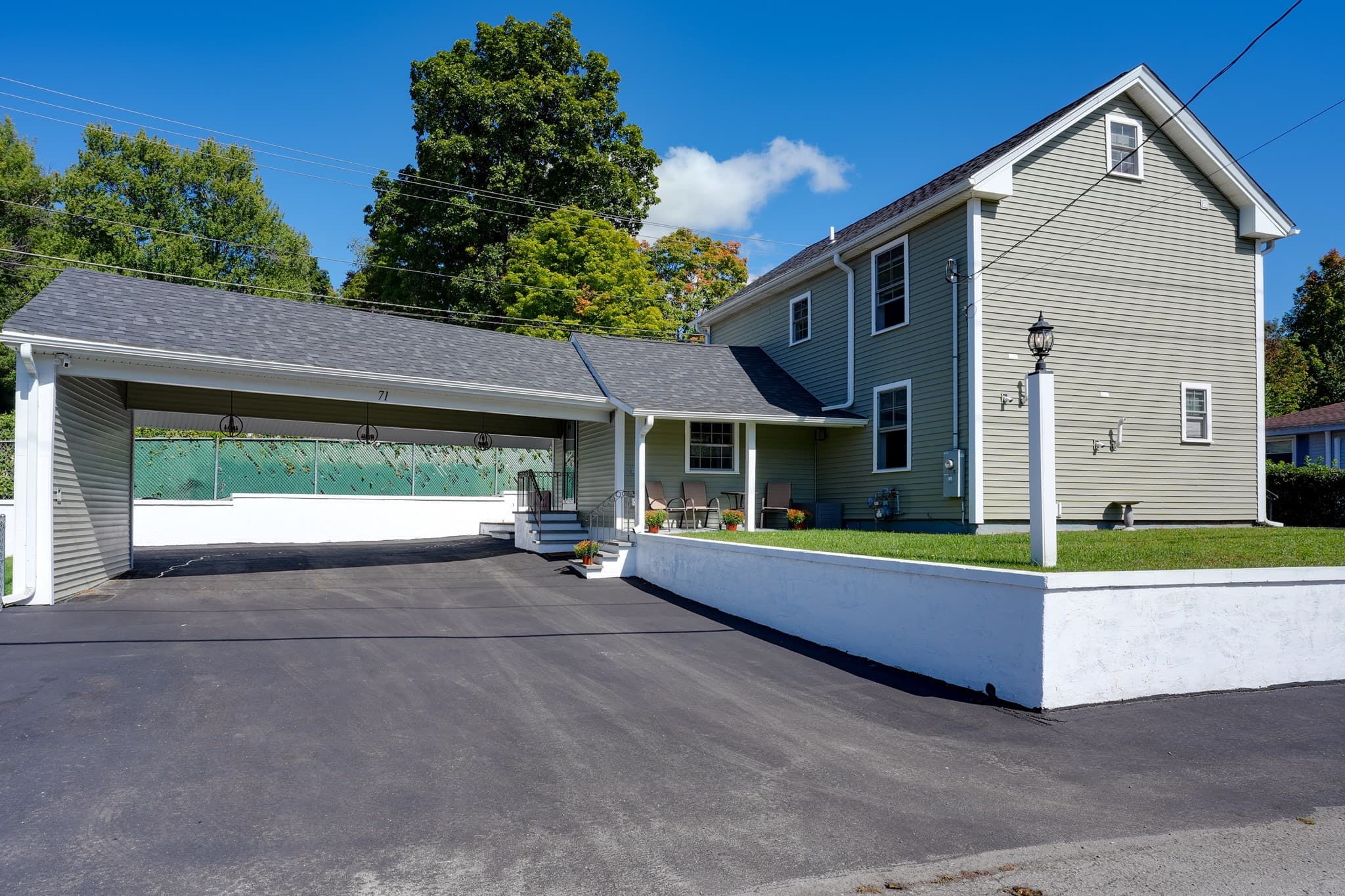 71 River St, Leominster MA 01453