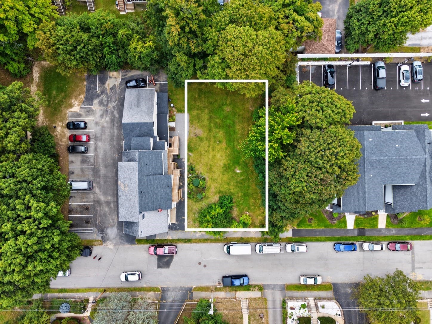 Residential at 93 Alvarado Ave, Worcester MA 01604, Worcester, photo 5 of 5