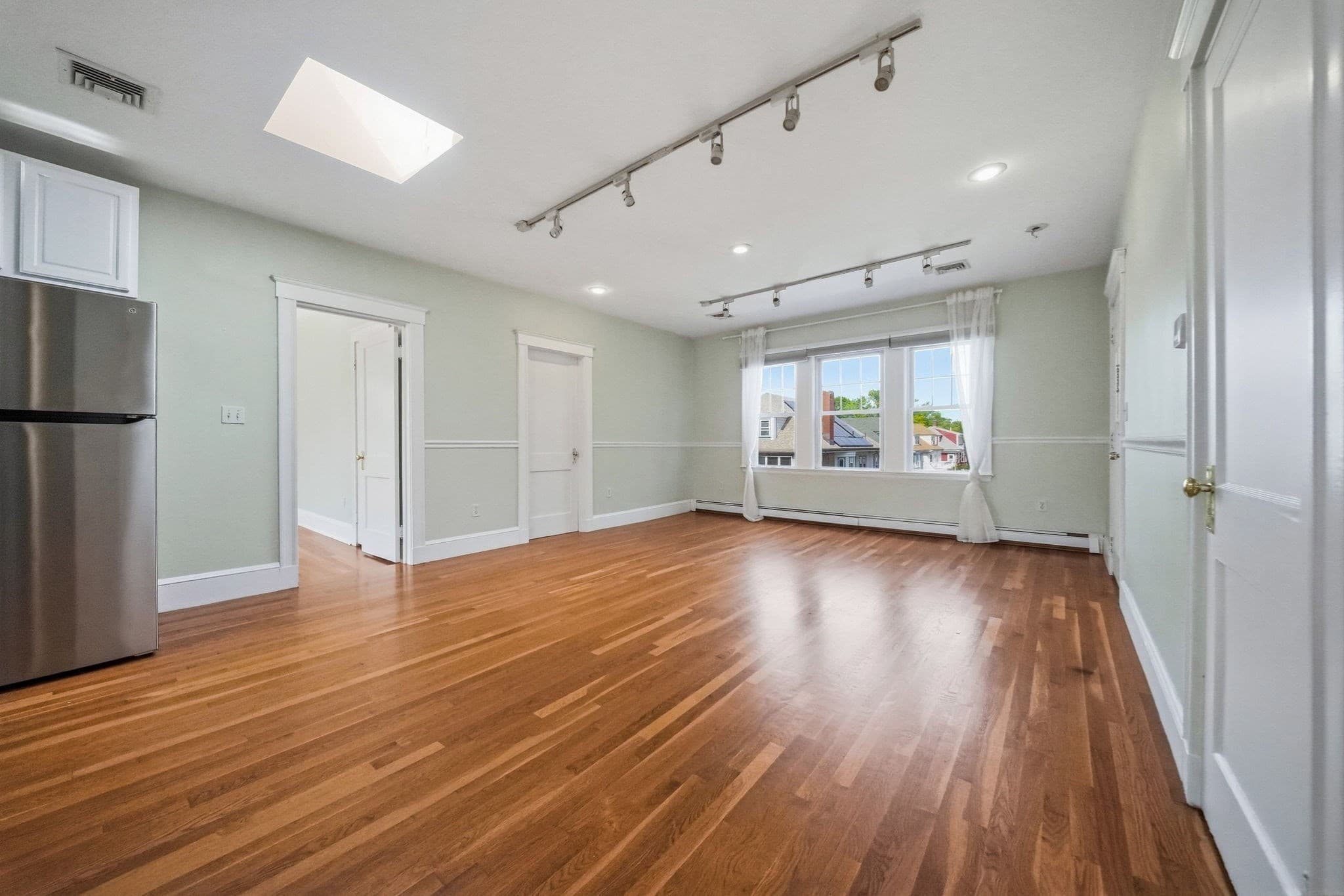 Condominium at 103 Welles Ave # 3R, Boston MA 02124, Boston, photo 9 of 26